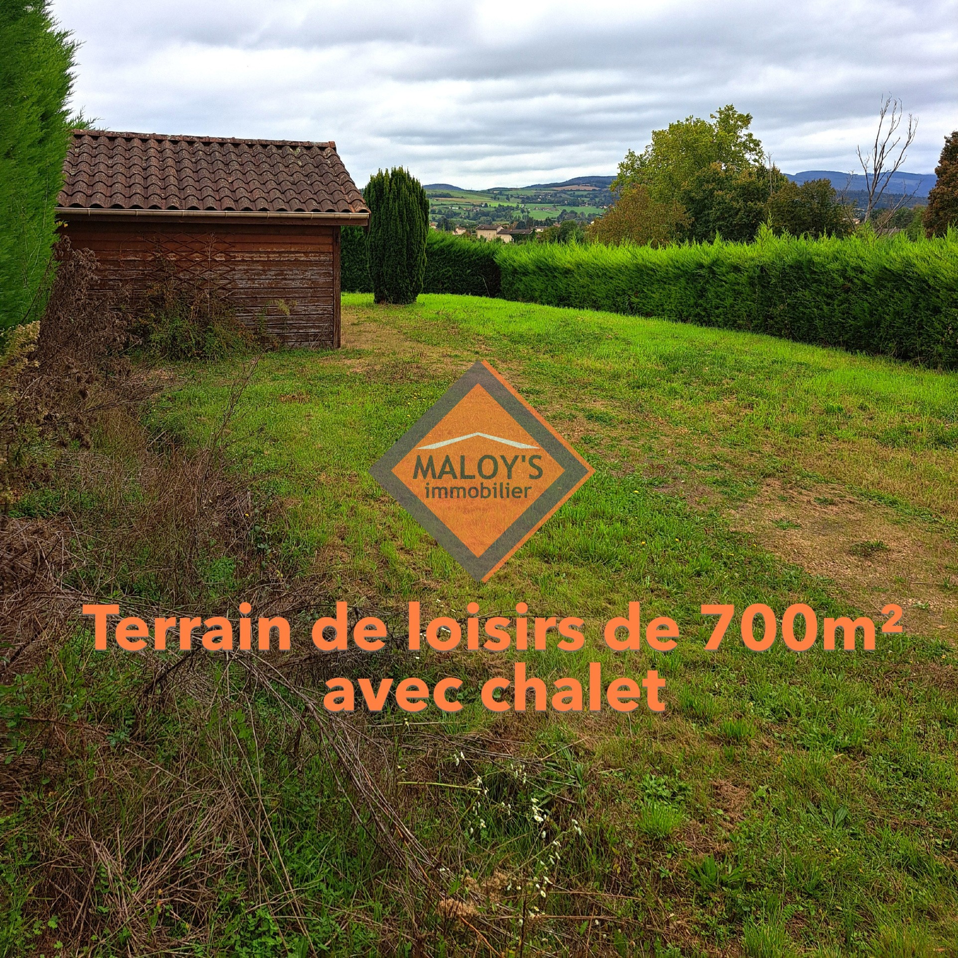 Terrain à vendre à l'Arbresle - 701m2 - Chalet aménagé et vue panoramique — photo 1