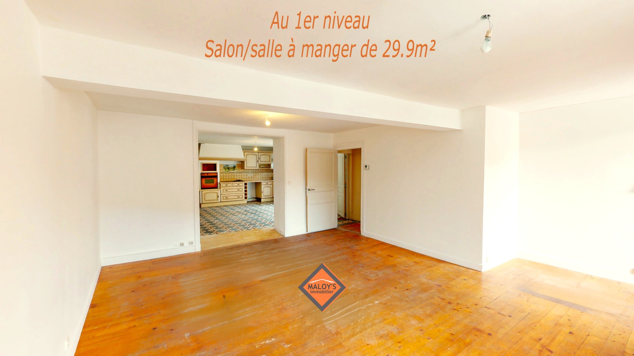 Maison à vendre à Le bois d oingt, 171 m², 7 pièces – photo 2 sur 11