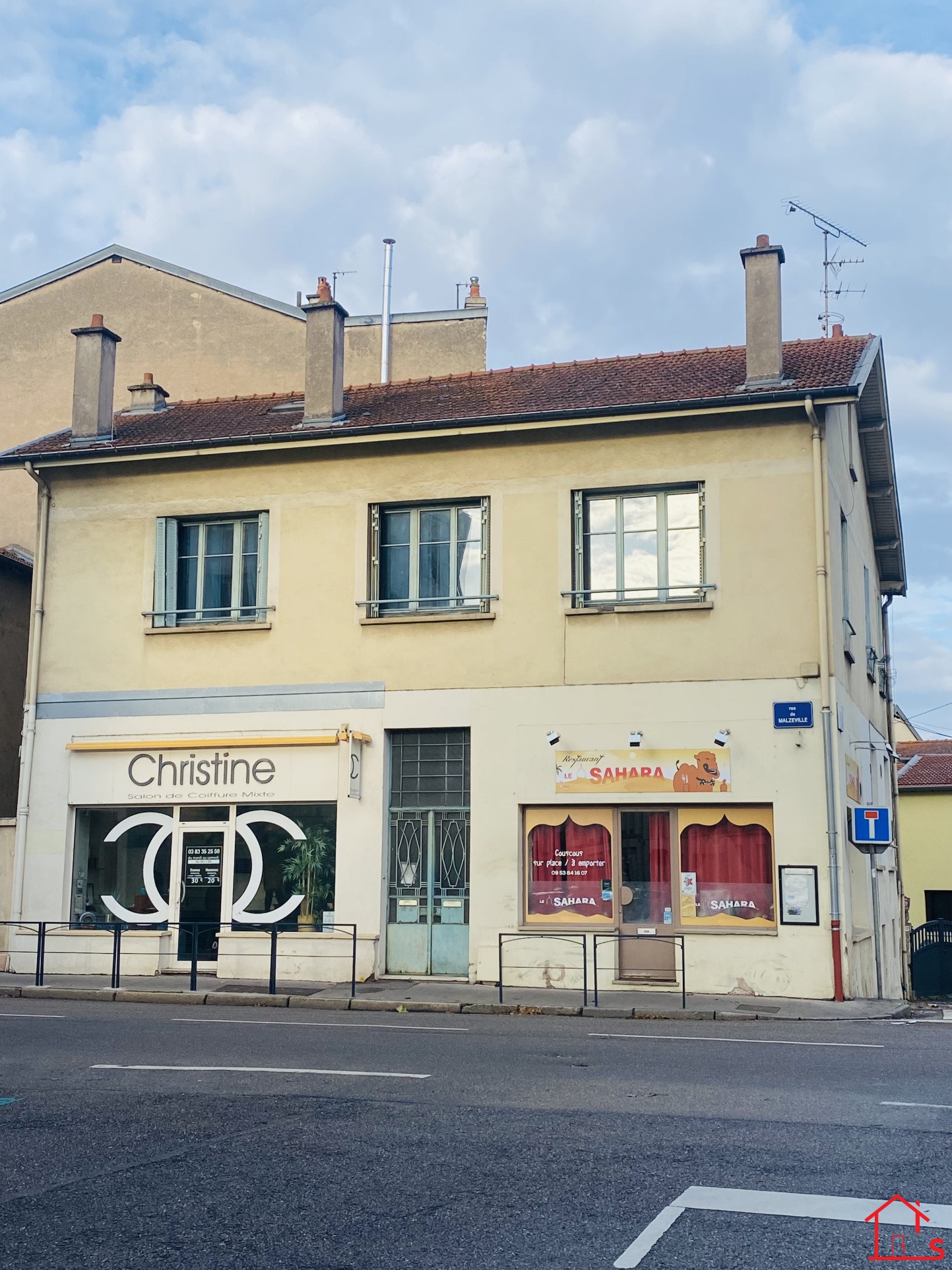 Immeuble de rapport - NANCY — photo 1