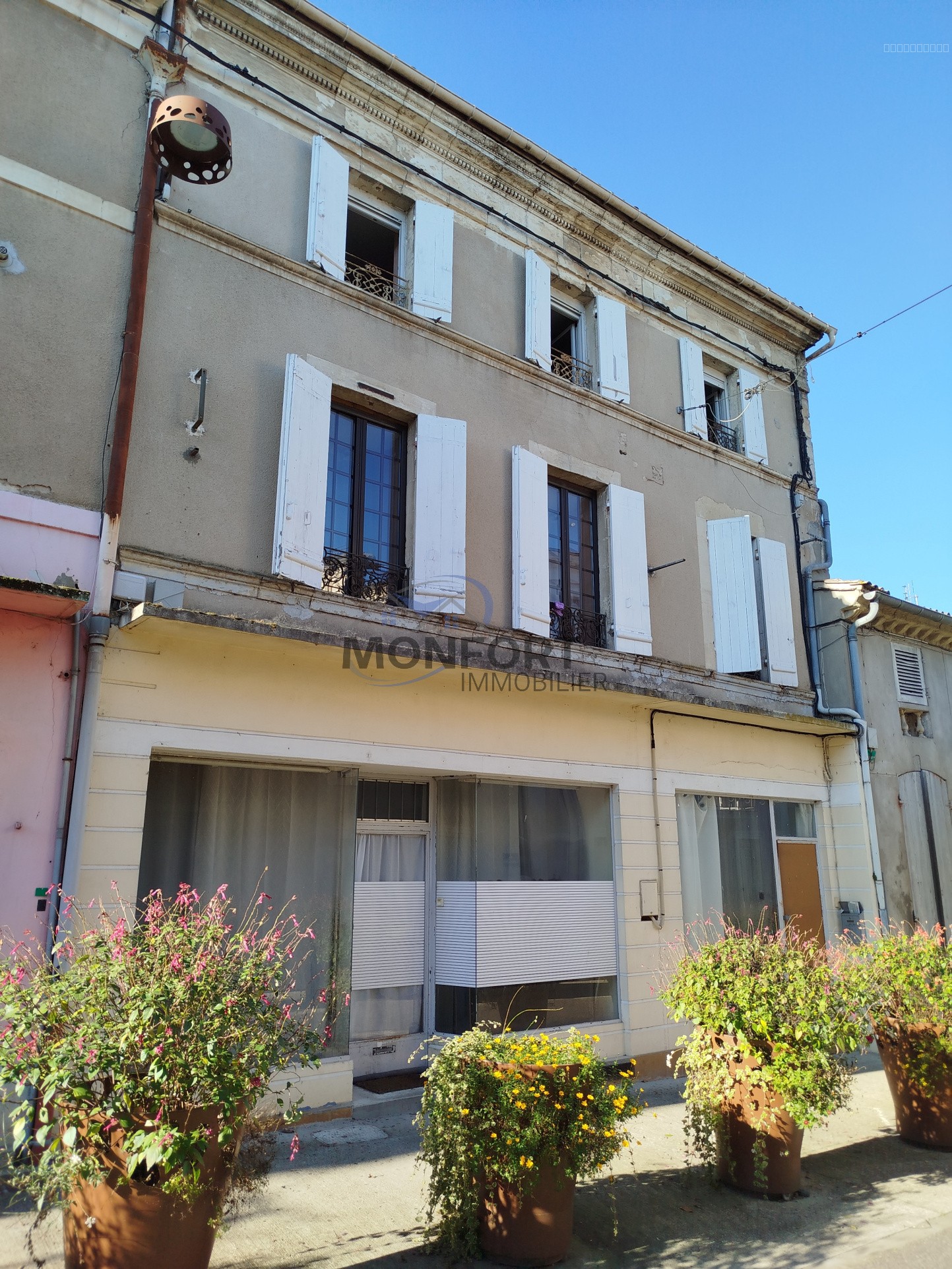 Immeuble à vendre à Tonneins, 16 m², 12 pièces – photo 1 sur 18