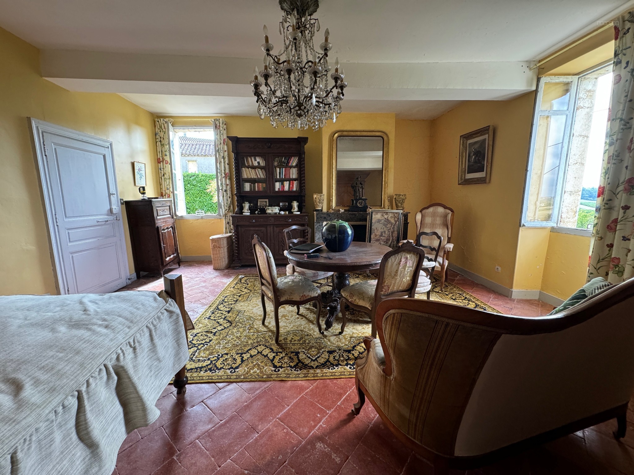 Bien immobilier à vendre à St genes de castillon, 270 m², 8 pièces – photo 3 sur 10
