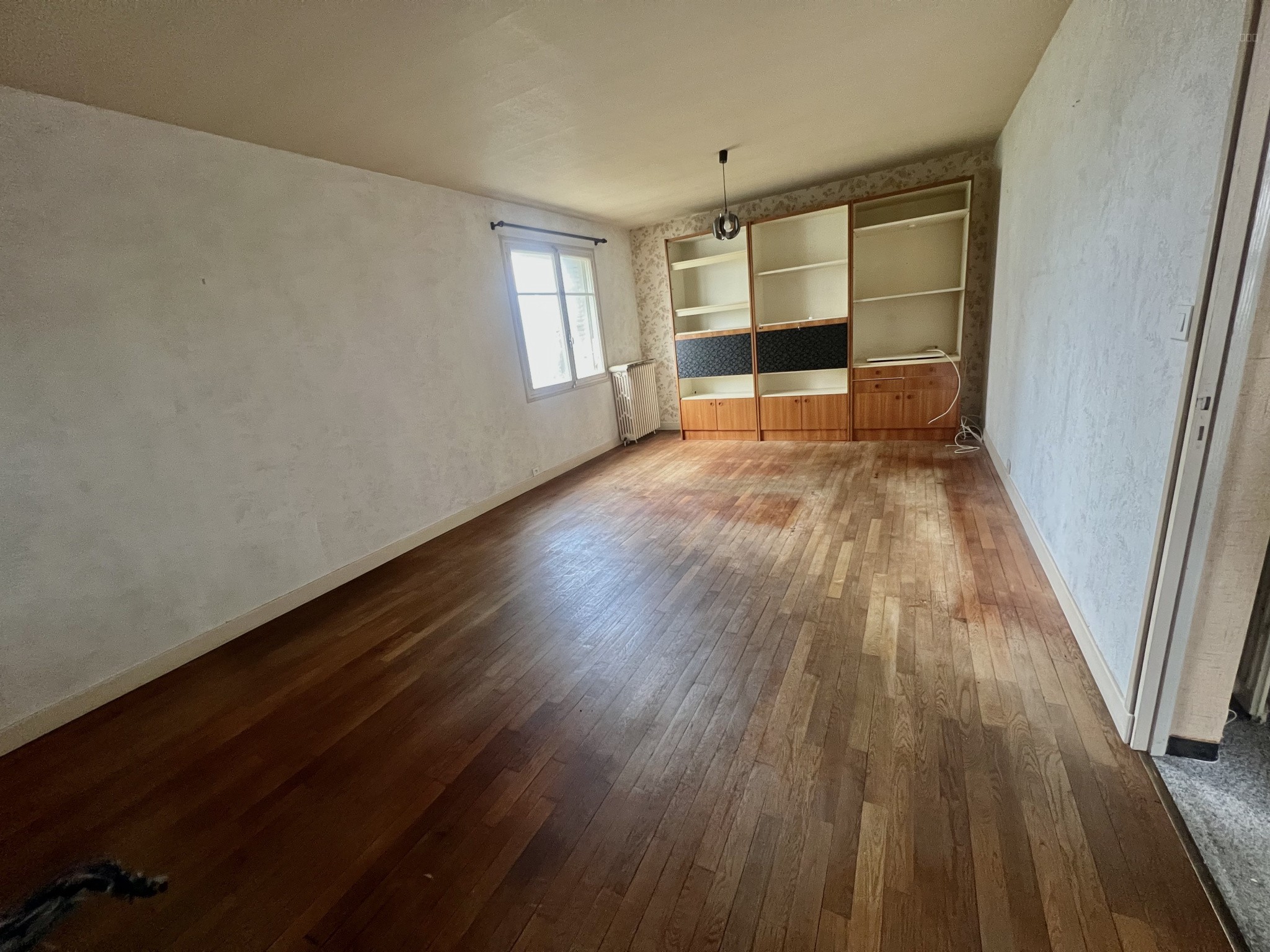 Maison à vendre à Egletons, 720 m², 6 pièces – photo 3 sur 9