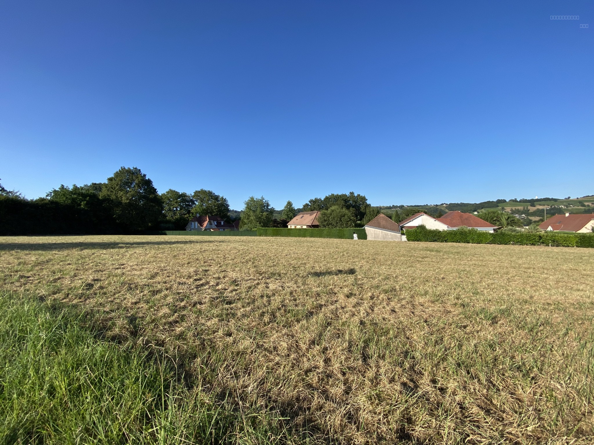 Bien immobilier à vendre à Monein, 1 485 m² – photo 3 sur 5