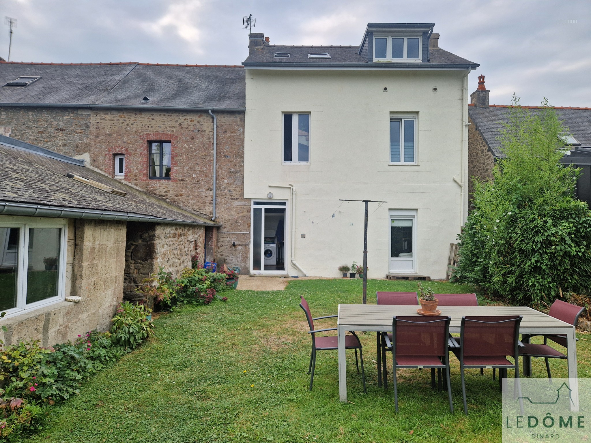 Maison à vendre à Dinard, 106,92 m², 6 pièces – photo 1 sur 14