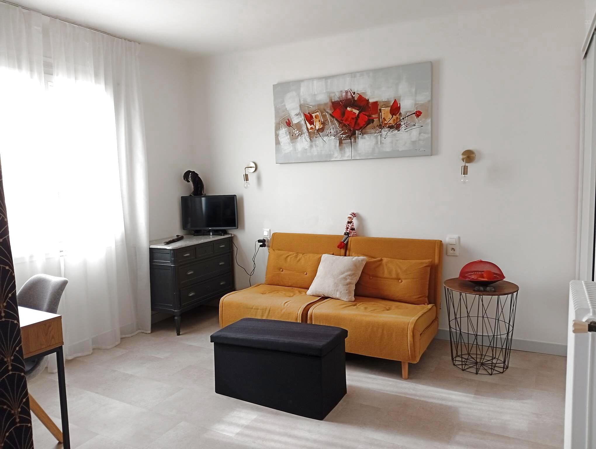 A Perpignan - Appartement T3 Refait à neuf - 56m2 - Avec garage - 130000 € vue sur le Canigou — photo 5