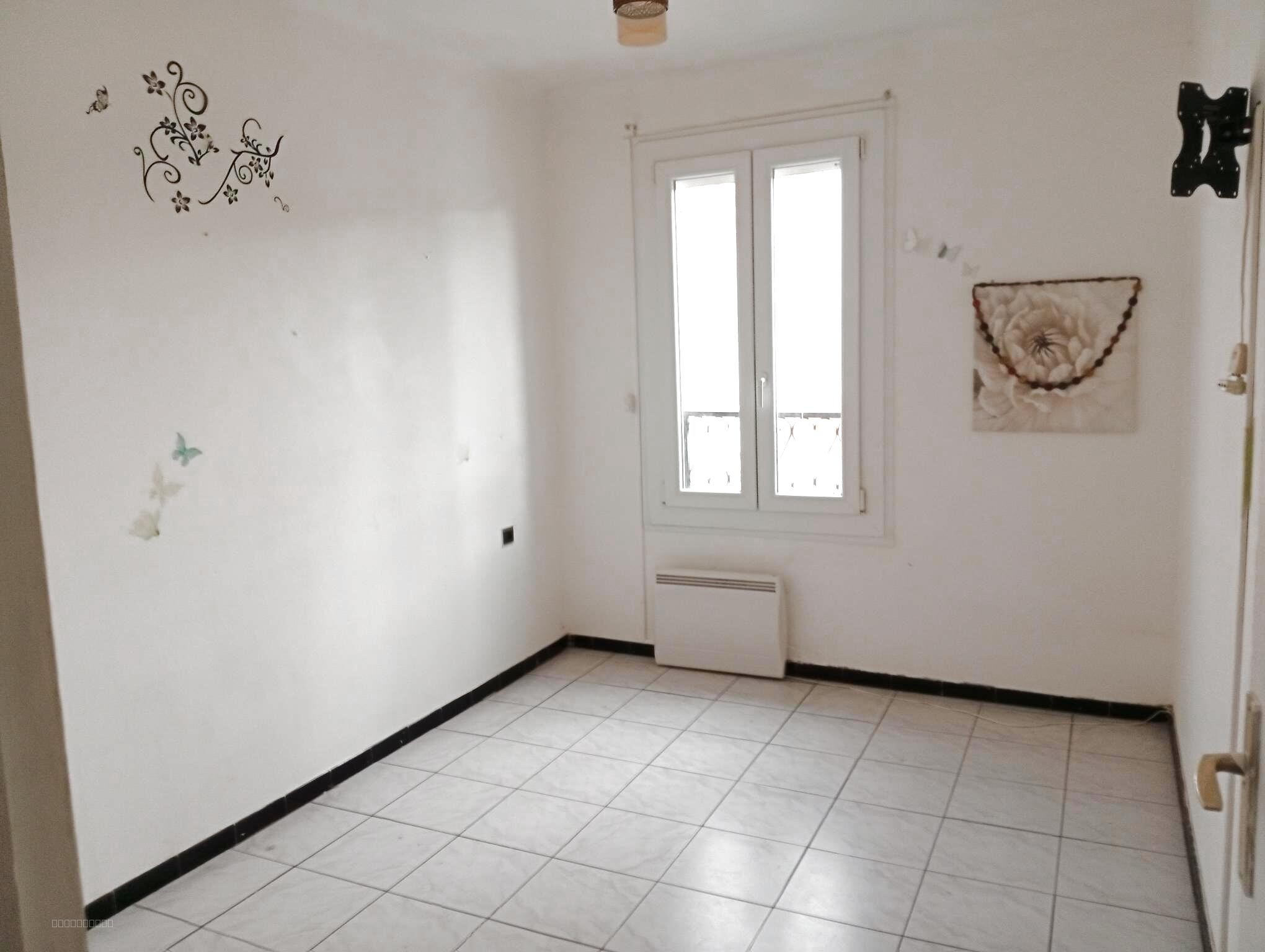 Maison de ville T5 à Perpignan Sainte Guaudérique, Opportunité rare à 130000€ — photo 4
