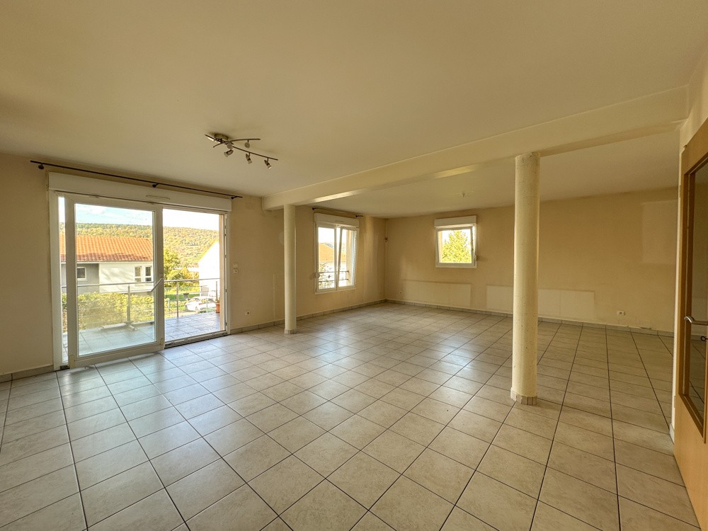 Maison à Corny-Sur-Moselle avec Cabinet de l'Ile — photo 4