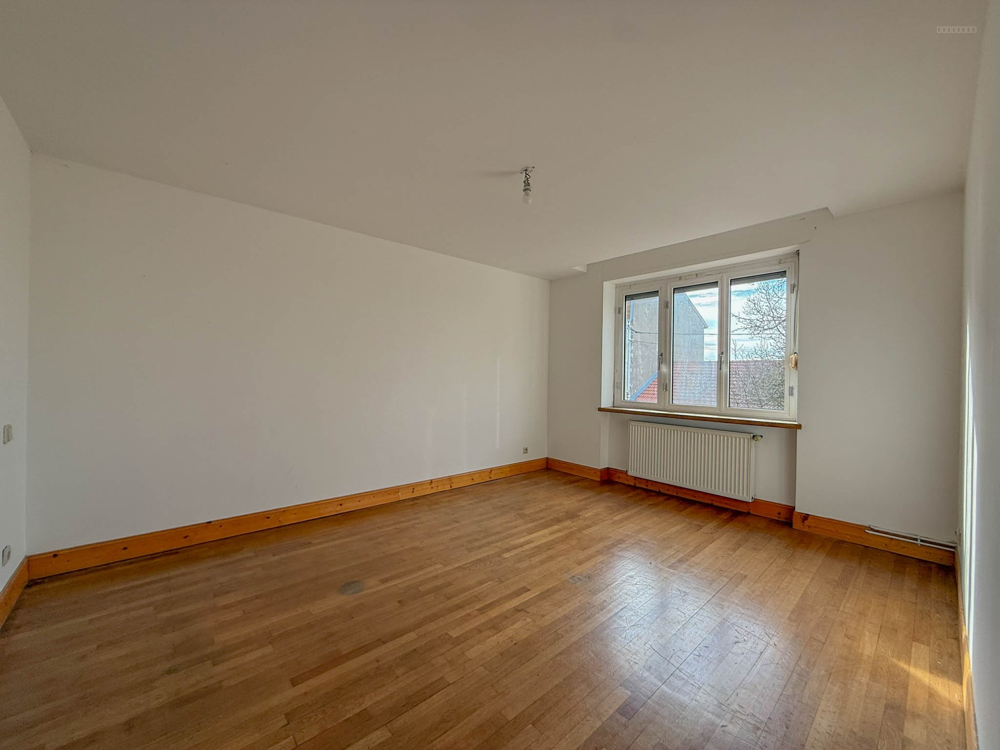 Au centre ville de Jarny - nous vous proposons cet — photo 5