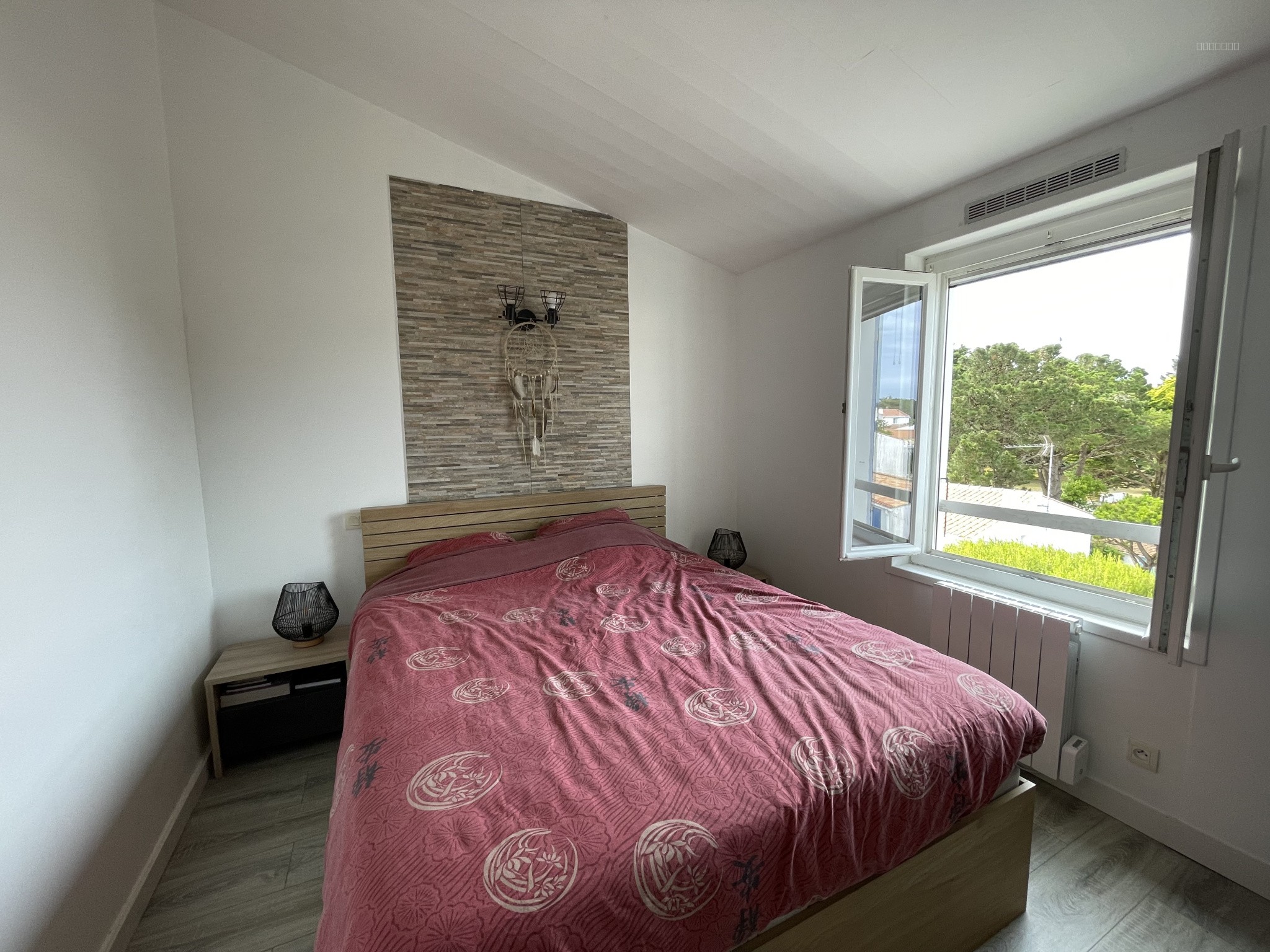 Appartement à vendre à La gueriniere, 395 m², 3 pièces – photo 3 sur 5