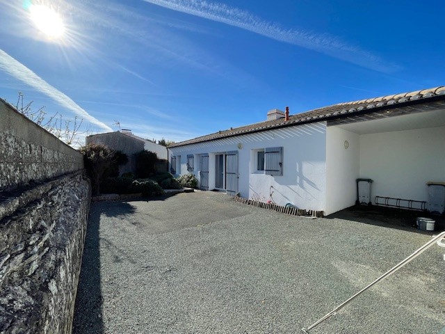 Maison à vendre à Noirmoutier en l ile, 88 m², 4 pièces – photo 1 sur 11