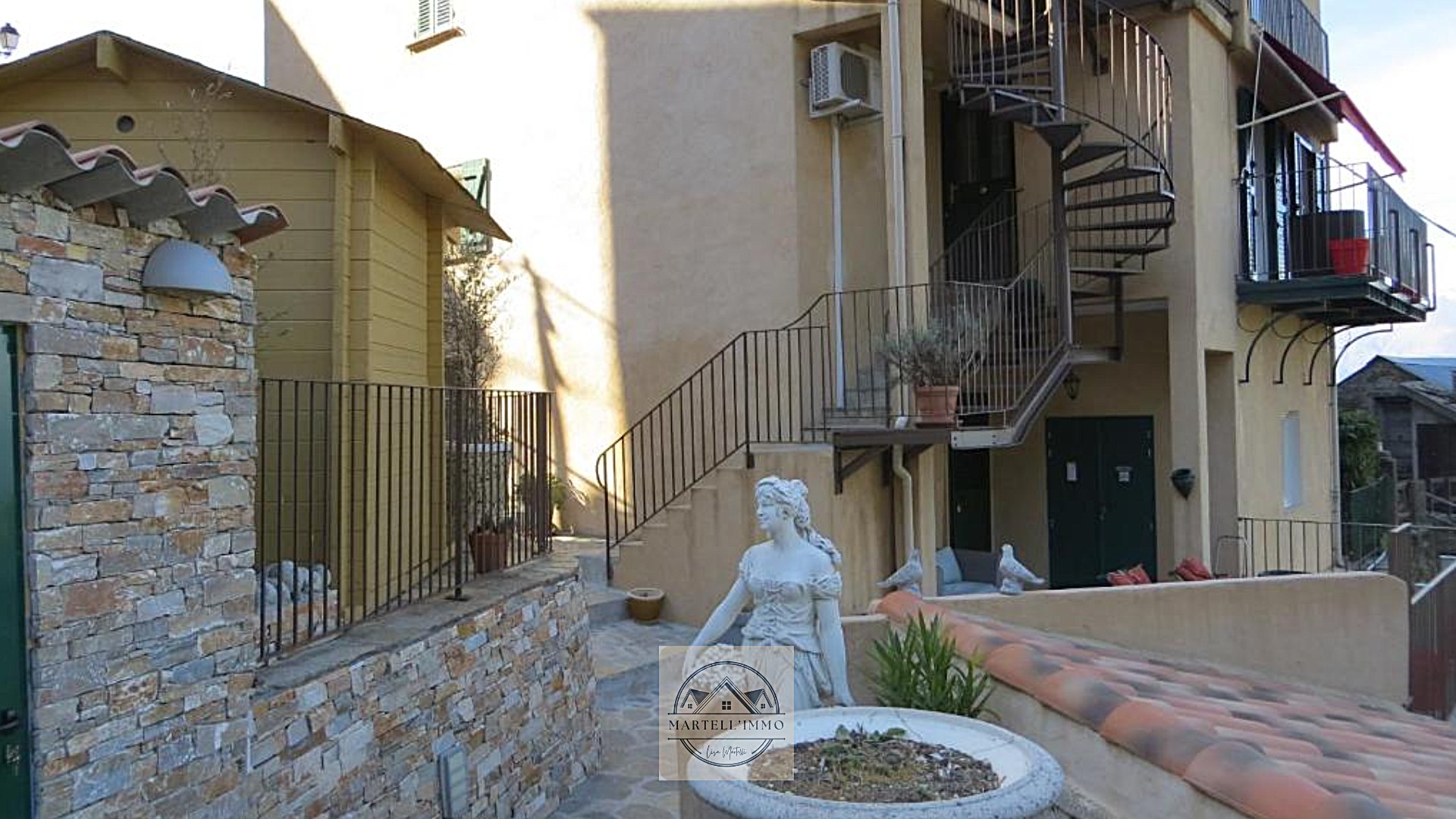 Bien immobilier à vendre à Mazzola, 296,51 m², 6 pièces – photo 3 sur 20