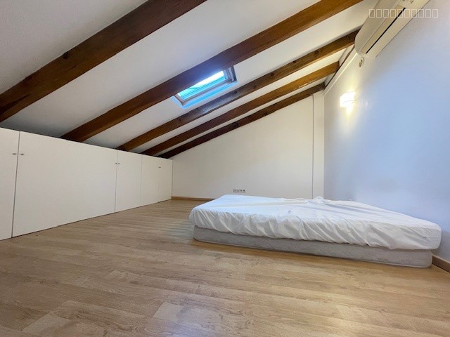 AJACCIO : Superbe Appartement duplex F4 avec vue mer et montagne — photo 13