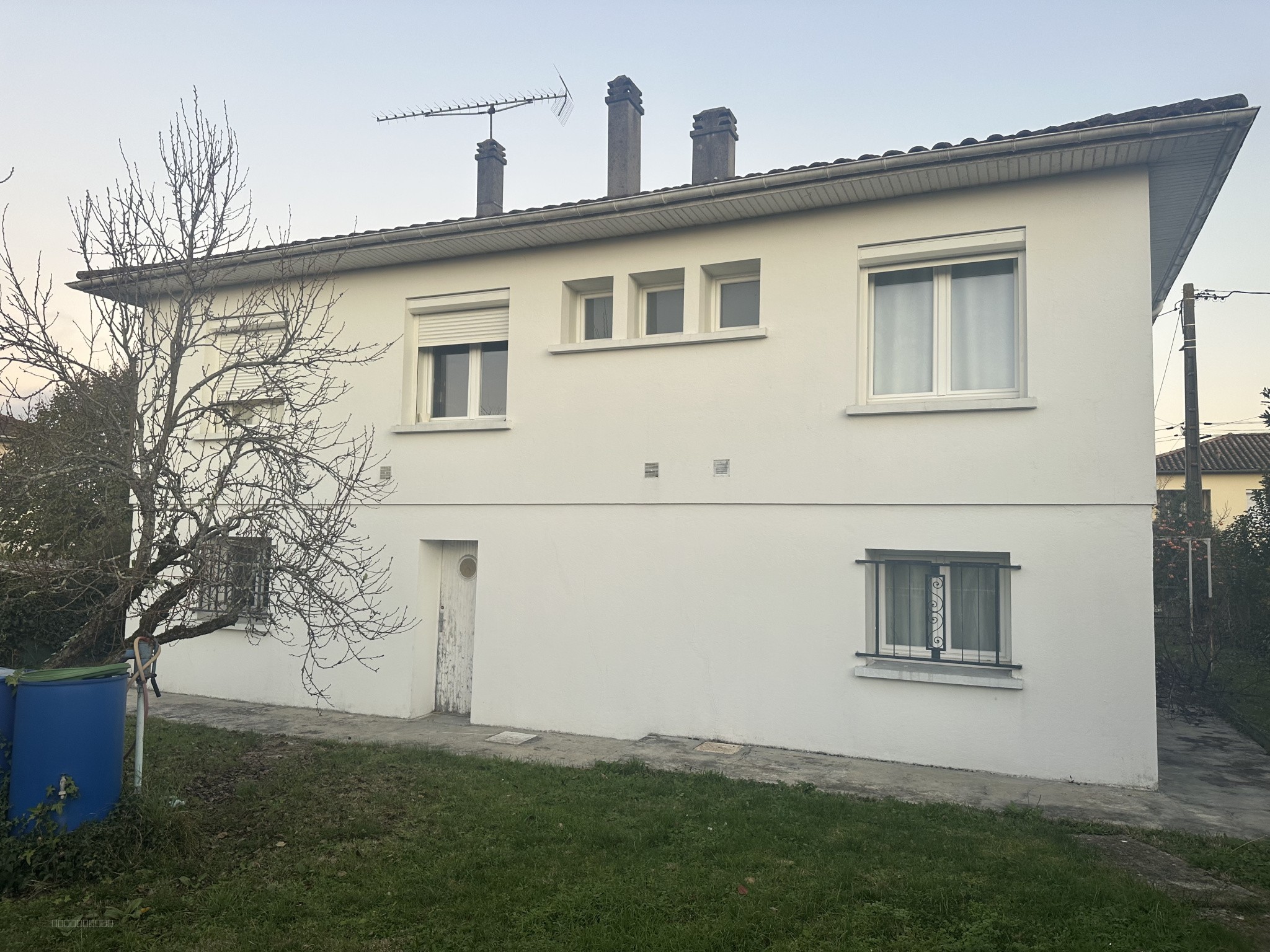 Maison à vendre à Villeneuve sur lot, 99 m², 6 pièces – photo 2 sur 8