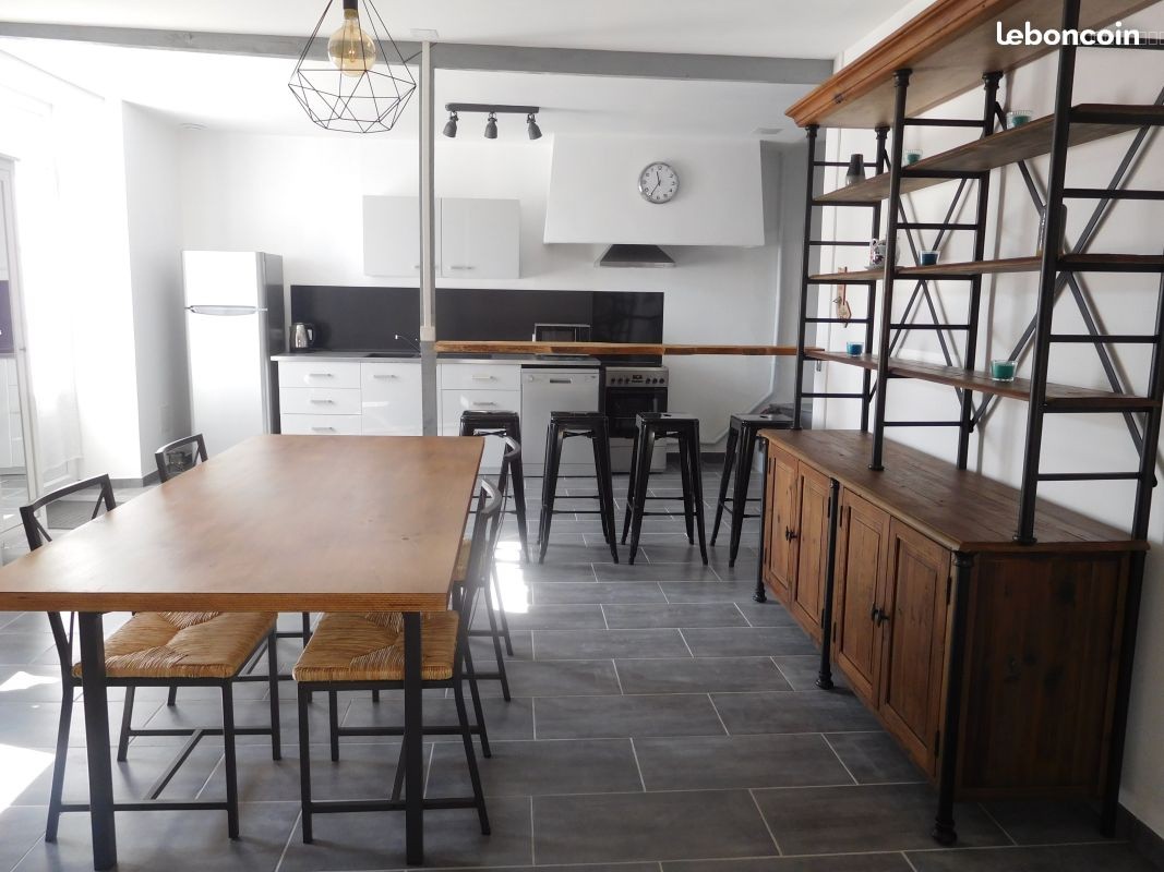 Immeuble à vendre à Virazeil, 275 m² – photo 3 sur 3