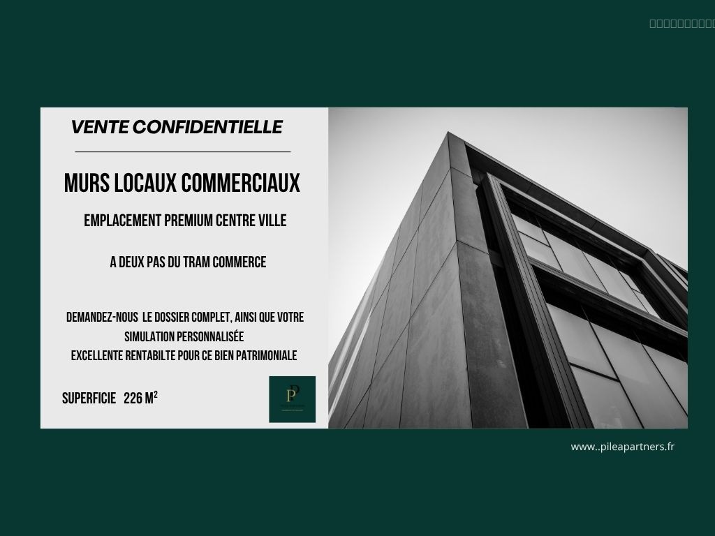 À VENDRE   MURS COMMERCIAUX DE PRESTIGE   HYPERCENTRE DE NANTES   EMPLACEMENT No1
