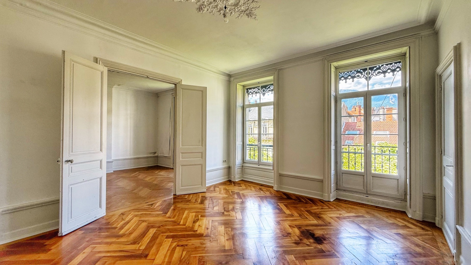 Appartement à vendre à Grenoble, 164 m², 6 pièces – photo 2 sur 20
