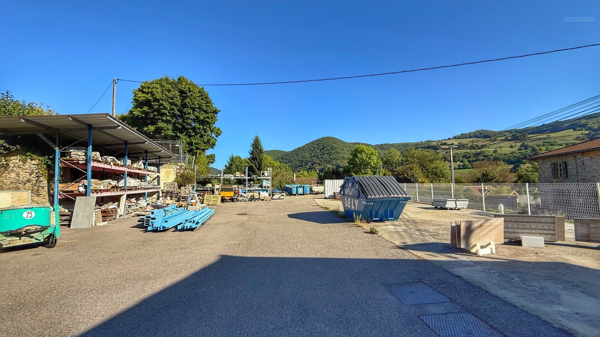 Local commercial à vendre à Voiron, 275 m² – photo 3 sur 15