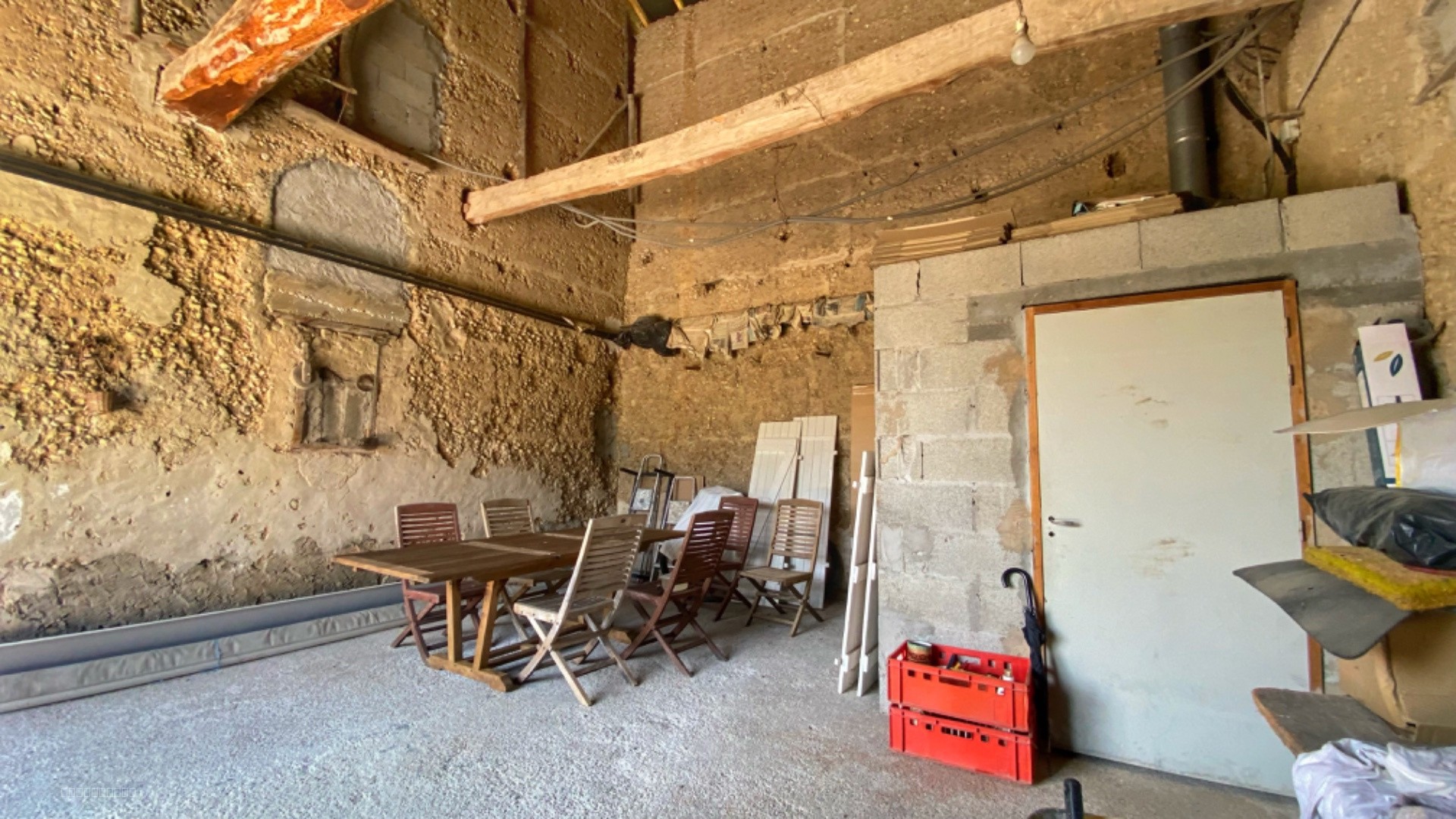 BREZINS, Maison 255 m2 avec piscine et dépendances — photo 10