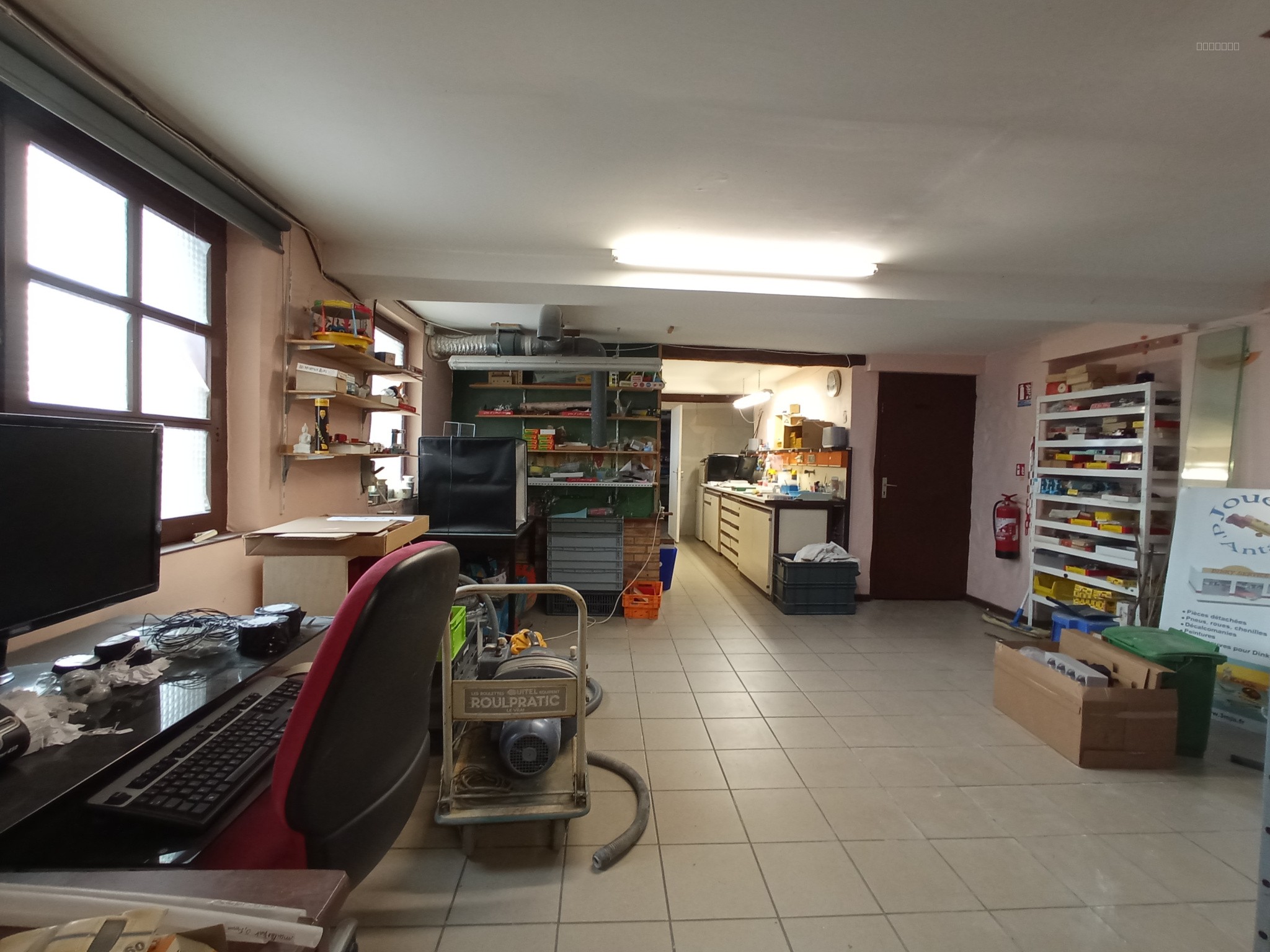 Immeuble à vendre à Le neubourg, 332 m² – photo 1 sur 15