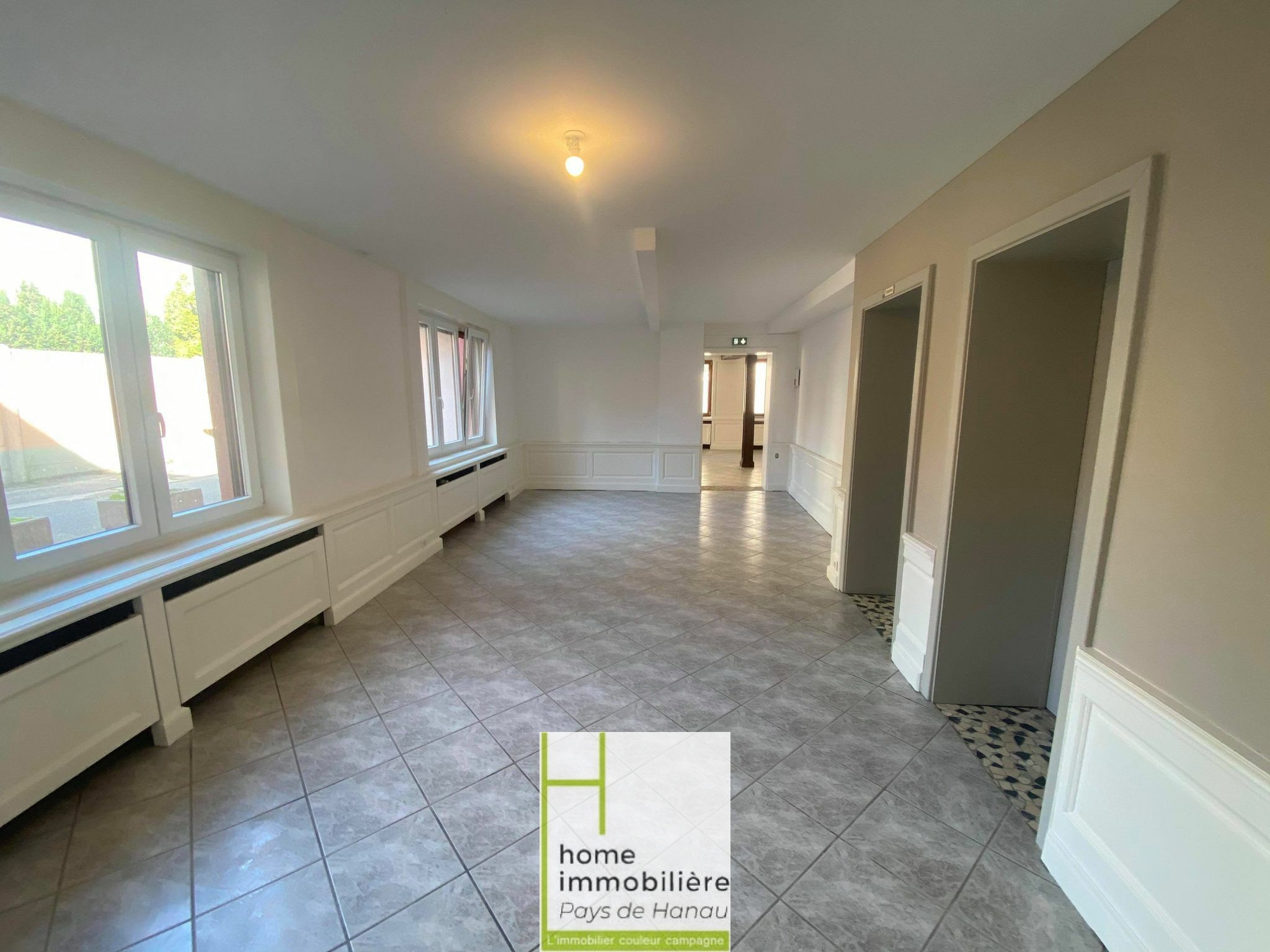 Local commercial 145 m2 - VAL DE MODER — photo 10