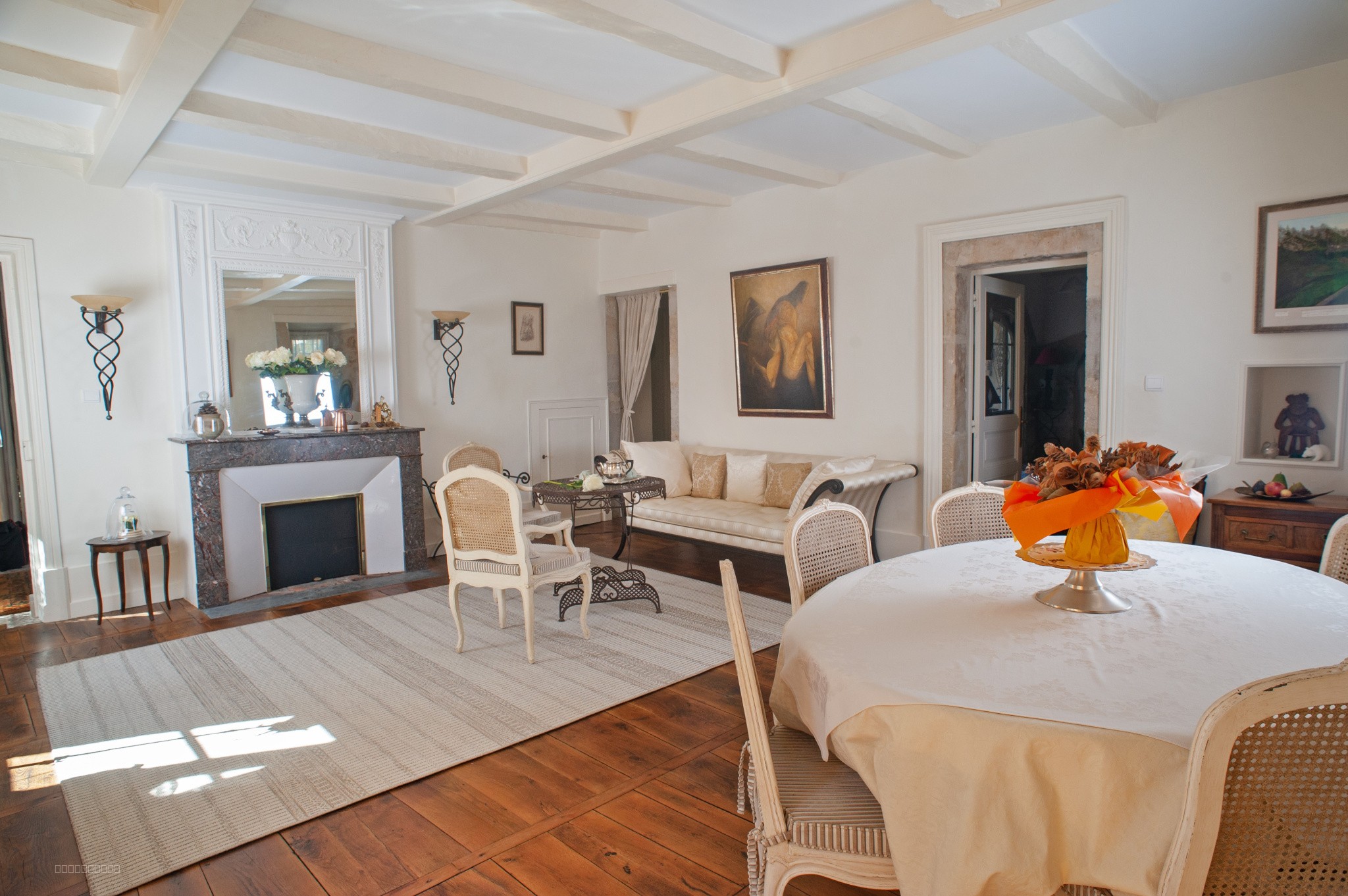 Élégante maison de maître du XIV? siècle   rénovée avec raffinement — photo 4