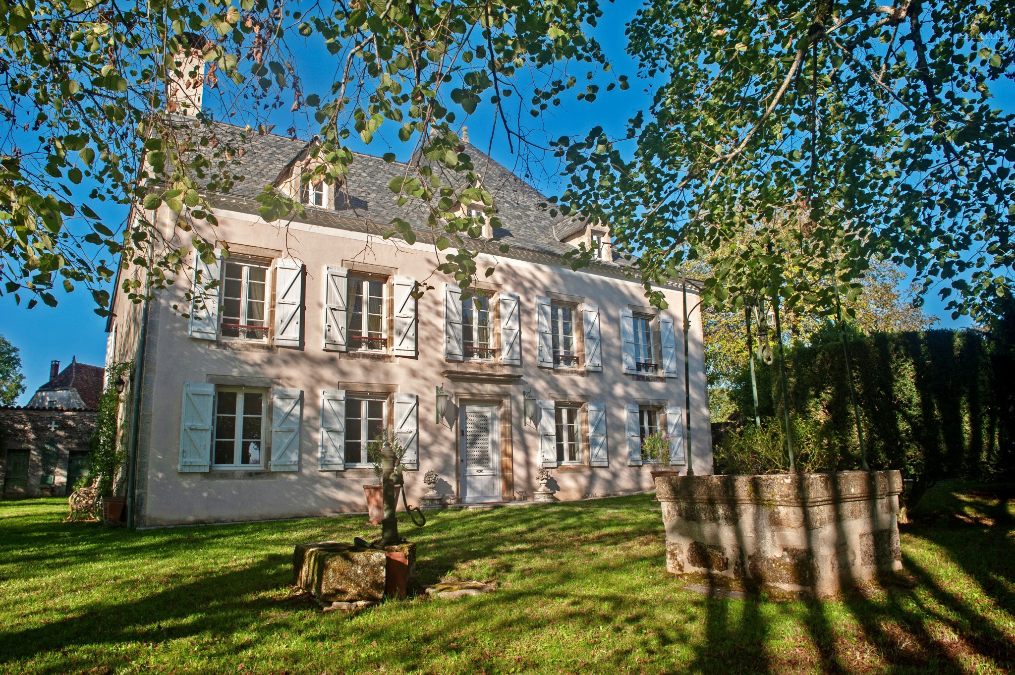 Élégante maison de maître du XIV? siècle   rénovée avec raffinement — photo 11