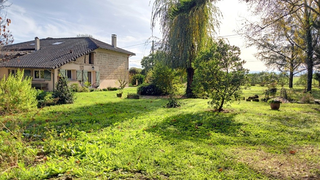 Maison à vendre à Berat, 210 m², 5 pièces – photo 2 sur 20