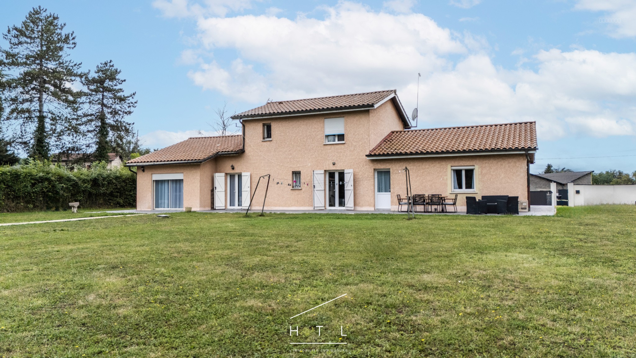 Maison à vendre à Dardilly, 215 m², 7 pièces – photo 1 sur 15