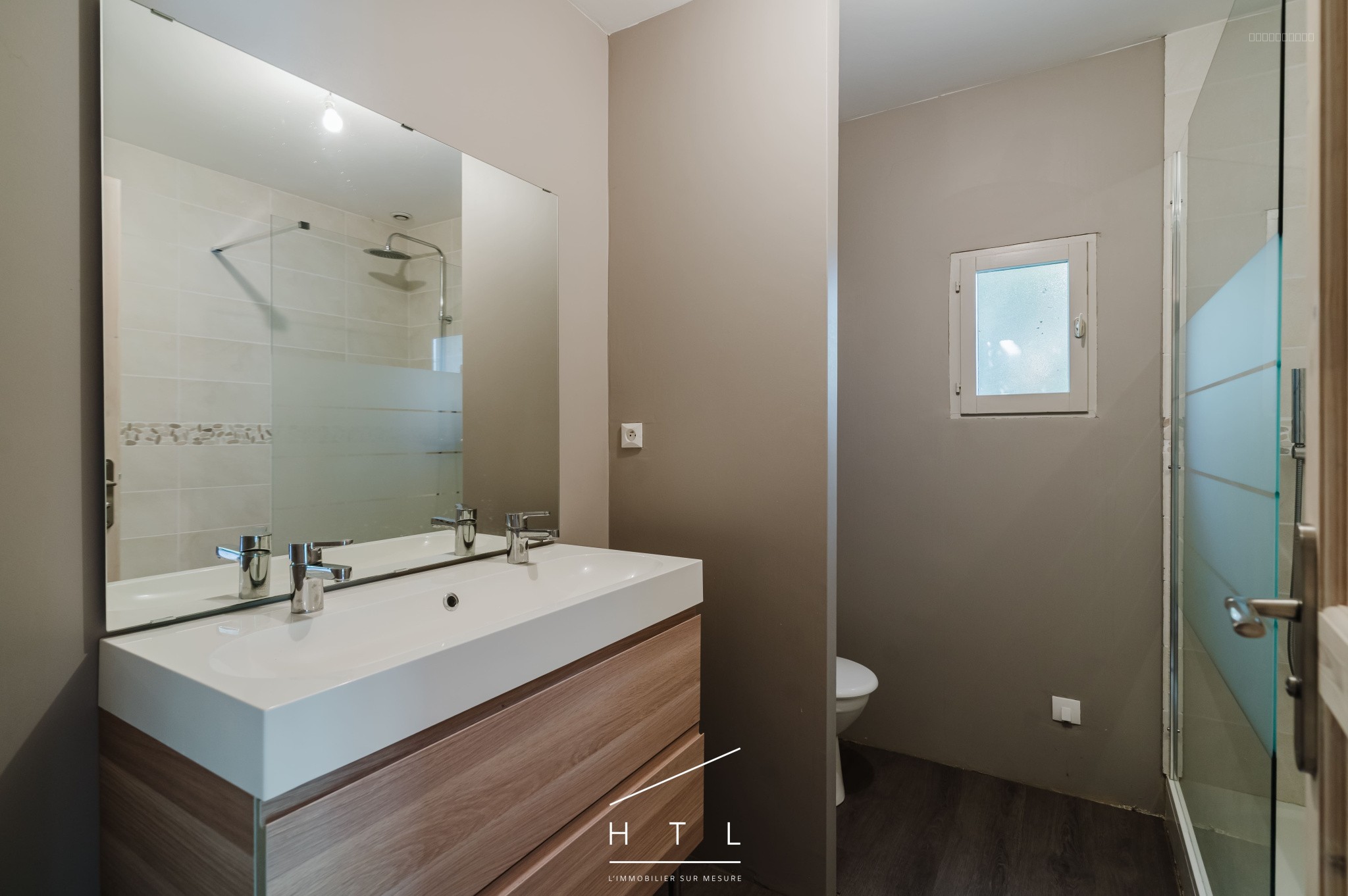 225 m2 maison individuelle avec dépendance piscine terrain 2 475 m2 Frans — photo 15