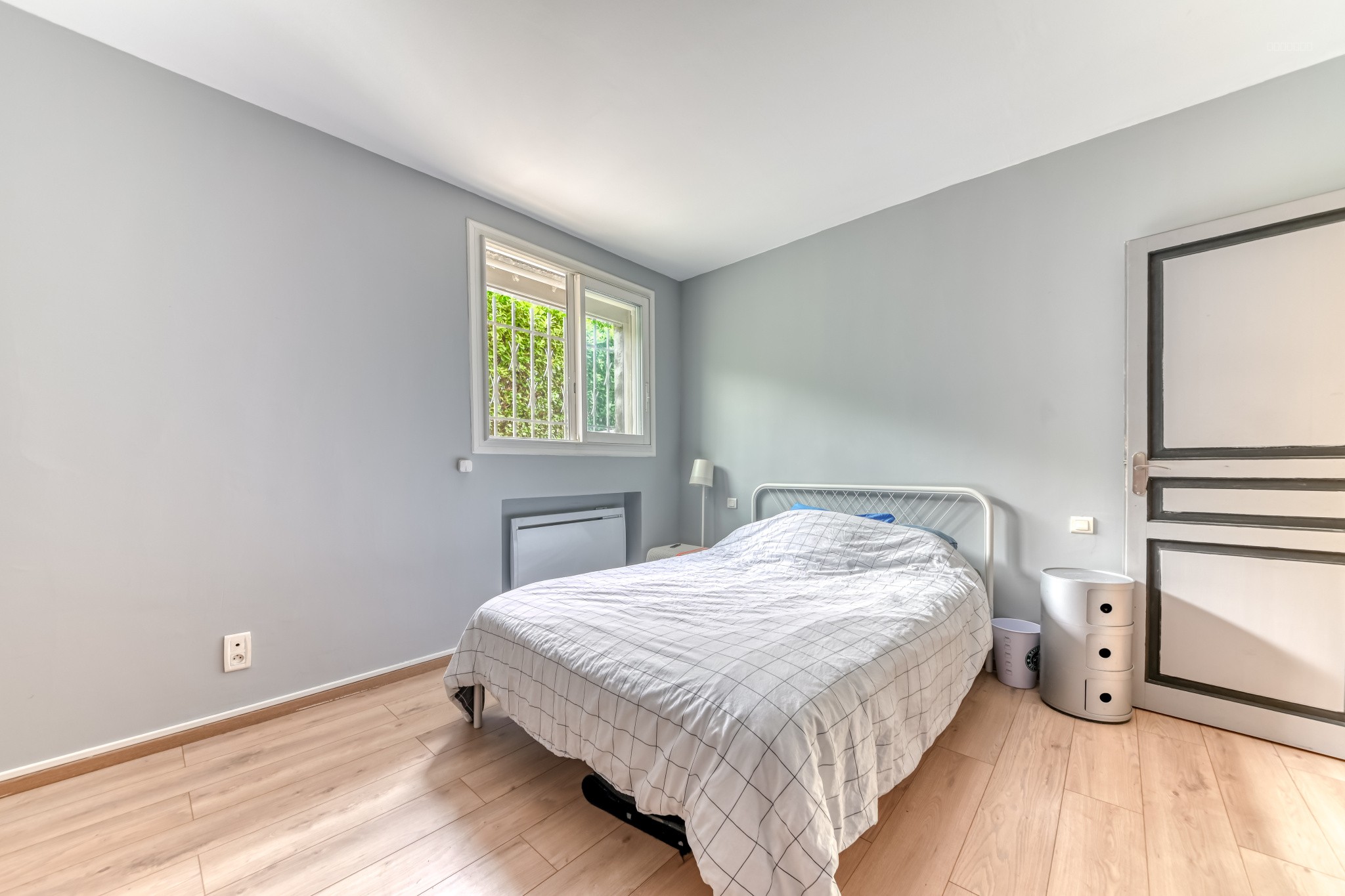 À vendre   Appartement avec jardin arboré, terrasse et garage   Vénissieux secteur Pasteur / Les Charreards — photo 7
