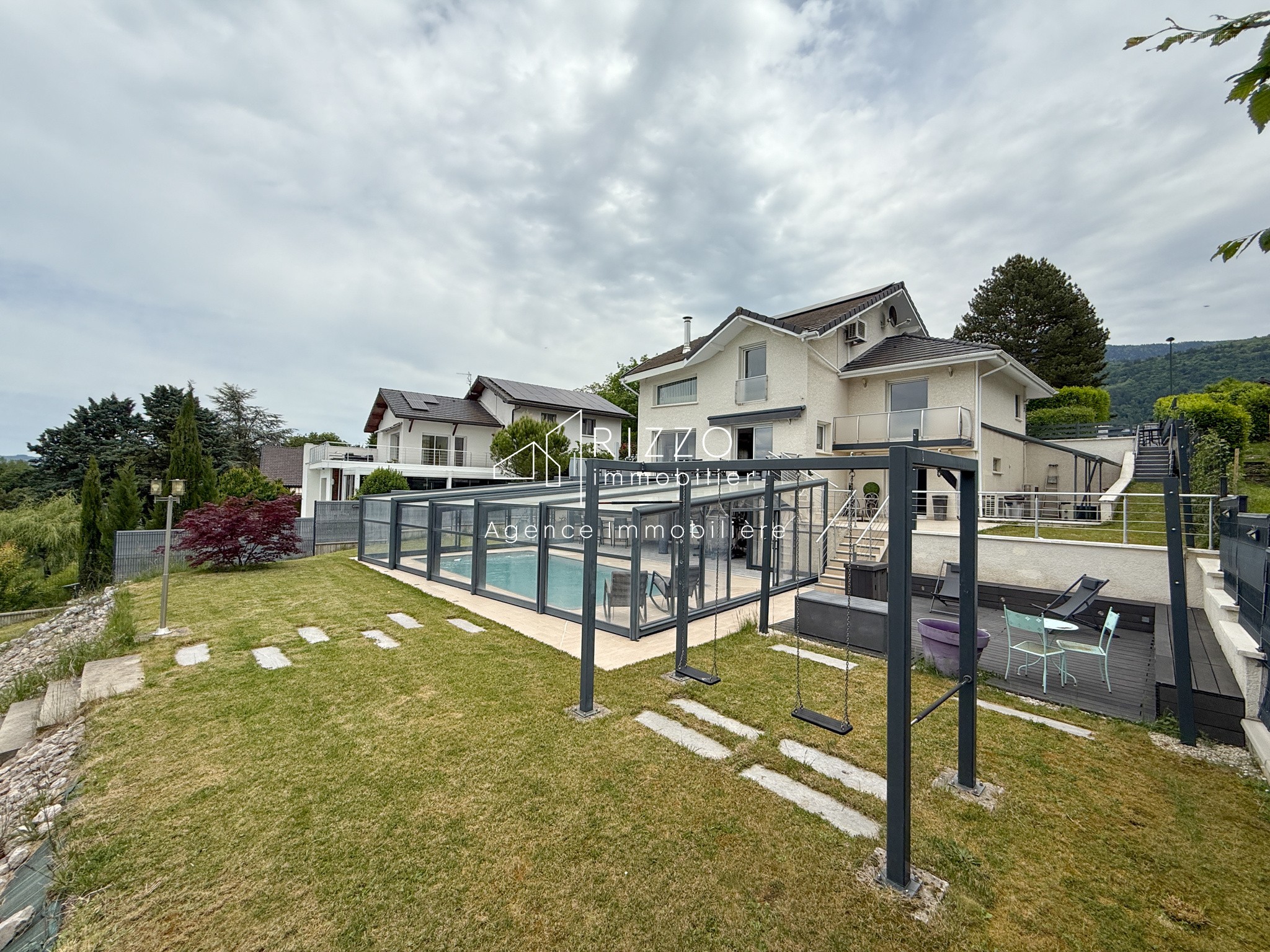 Maison à vendre à St cergues, 38,91 m², 8 pièces – photo 3 sur 20
