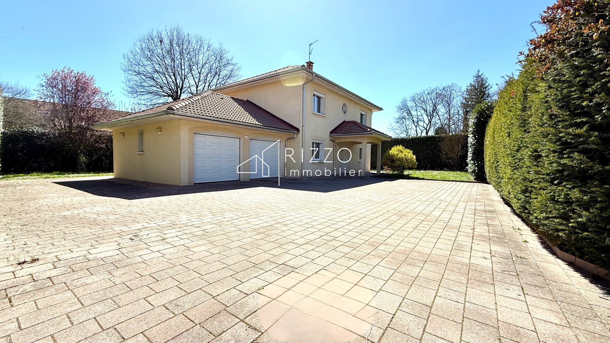 Maison à vendre à Prevessin moens, 149 m², 5 pièces – photo 1 sur 19