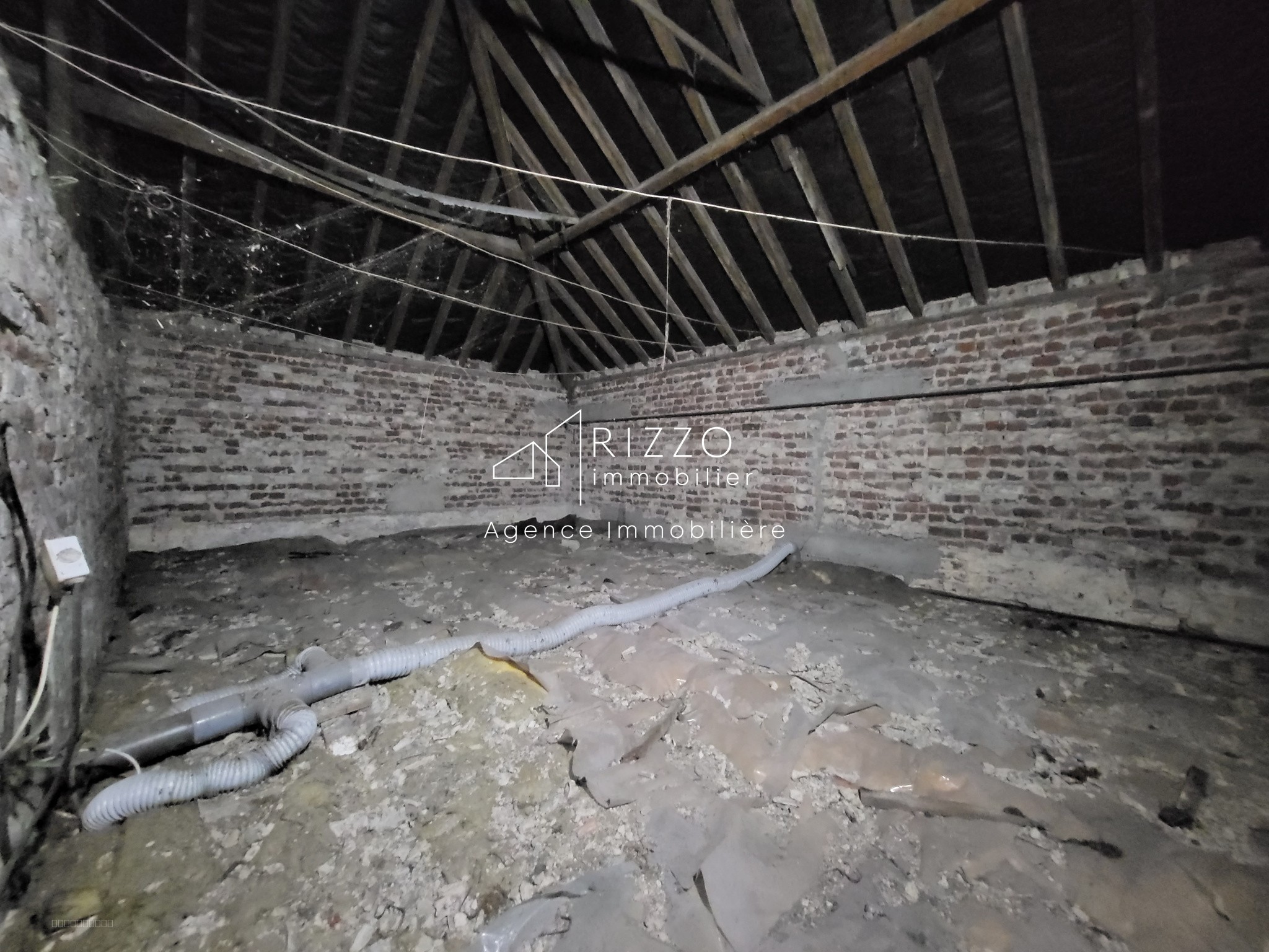 Appartement à vendre à Clairmarais, 15,6 m², 2 pièces – photo 2 sur 8