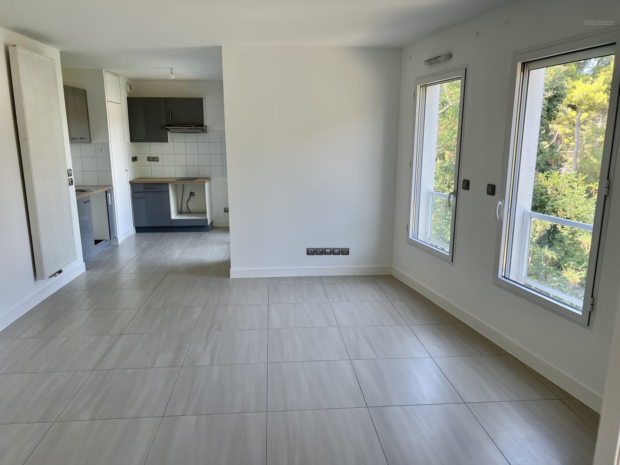 EXCLUSIVITE - PORT MARIANNE RICHTER / HOTEL DE REGION   Superbe Appartement T2 de 43m2 au DERNIER ETAGE — photo 3