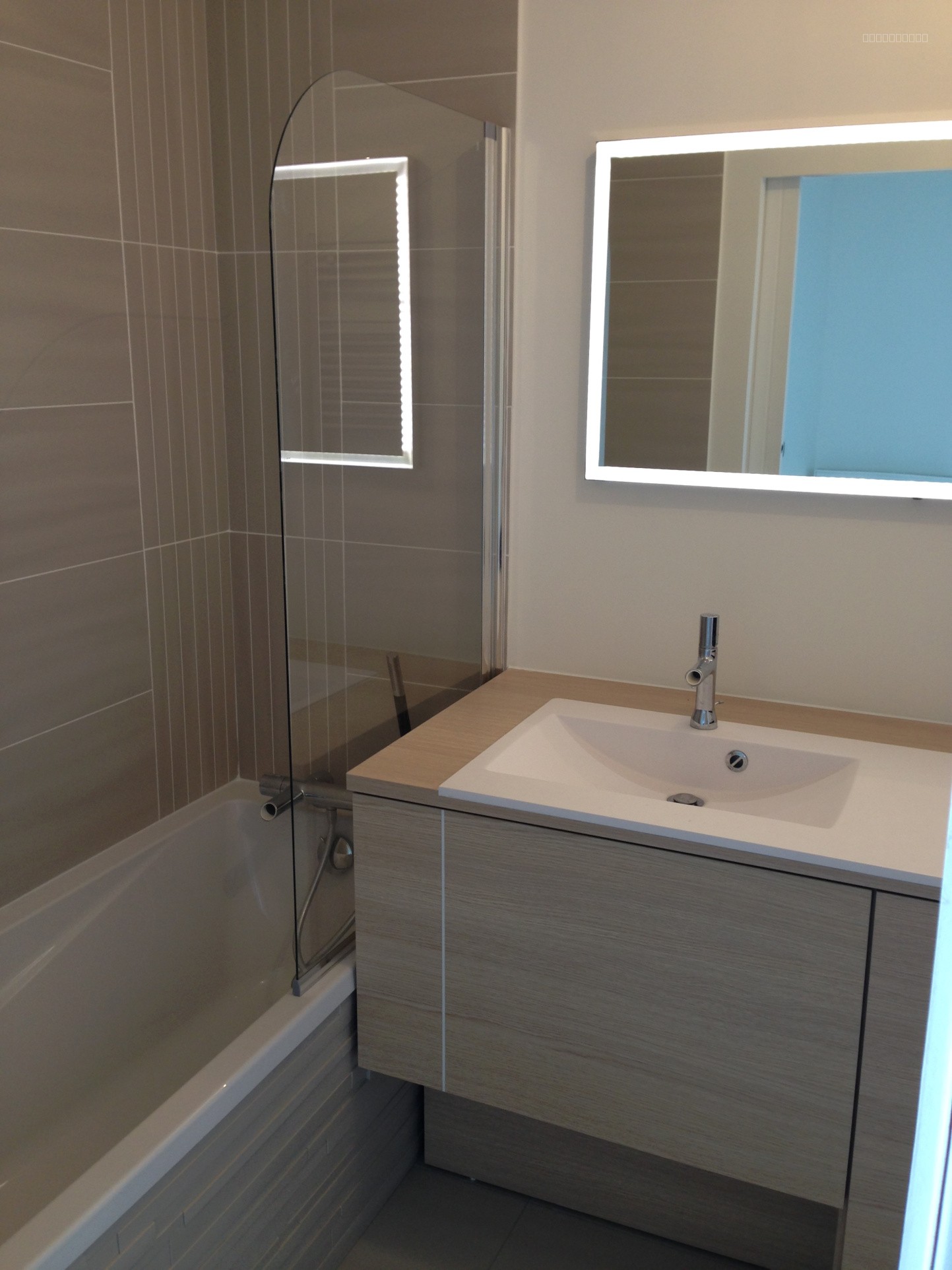 EXCLUSIVITE - PORT MARIANNE RICHTER / HOTEL DE REGION   Superbe Appartement T2 de 43m2 au DERNIER ETAGE — photo 5