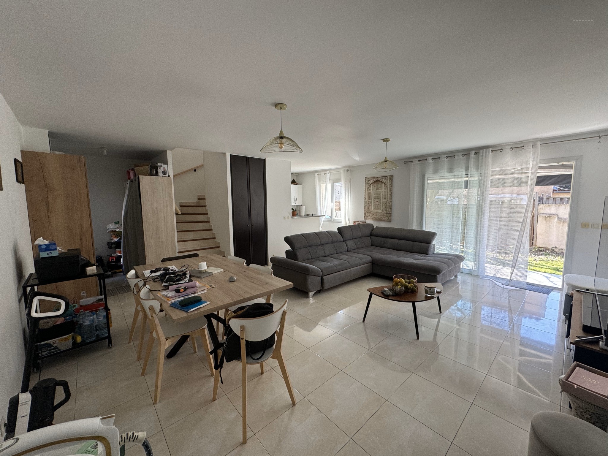 MONTPELLIER SUD - Villa T5 RECENTE et CONTEMPORAINE de 115m2 sur 350m2 de terrain avec TERRASSE et GARAGE et — photo 3