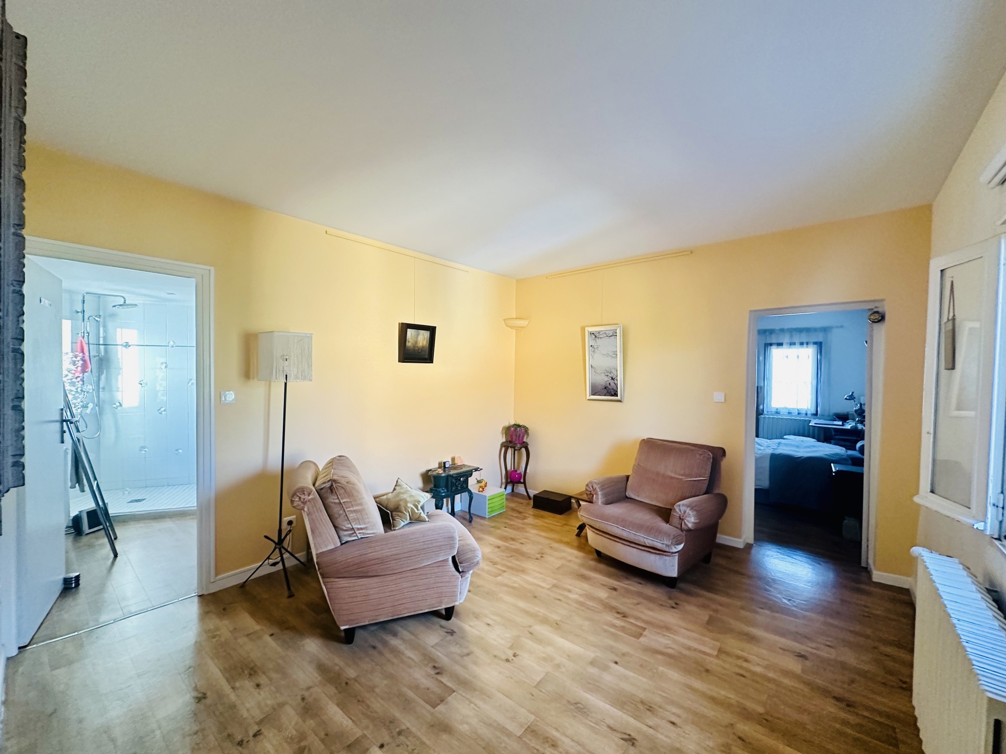 EXCLUSIVITÉ À SAISIR   BELLE MAISON DE VILLAGE T5 120M2 SUR 600M2 DE TERRAIN CALME ET AUTHENTICITE — photo 5