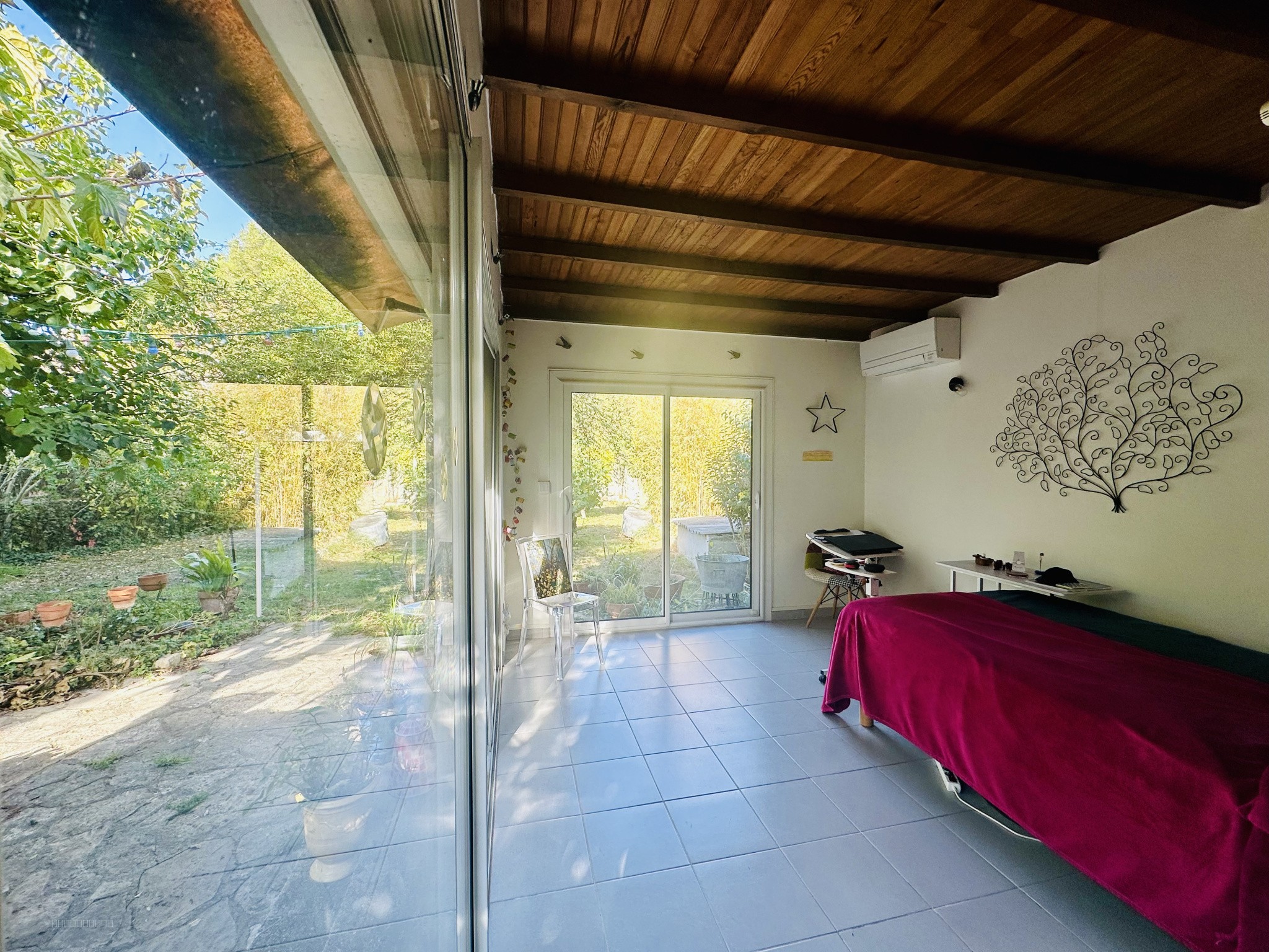 EXCLUSIVITÉ À SAISIR   BELLE MAISON DE VILLAGE T5 120M2 SUR 600M2 DE TERRAIN CALME ET AUTHENTICITE — photo 6