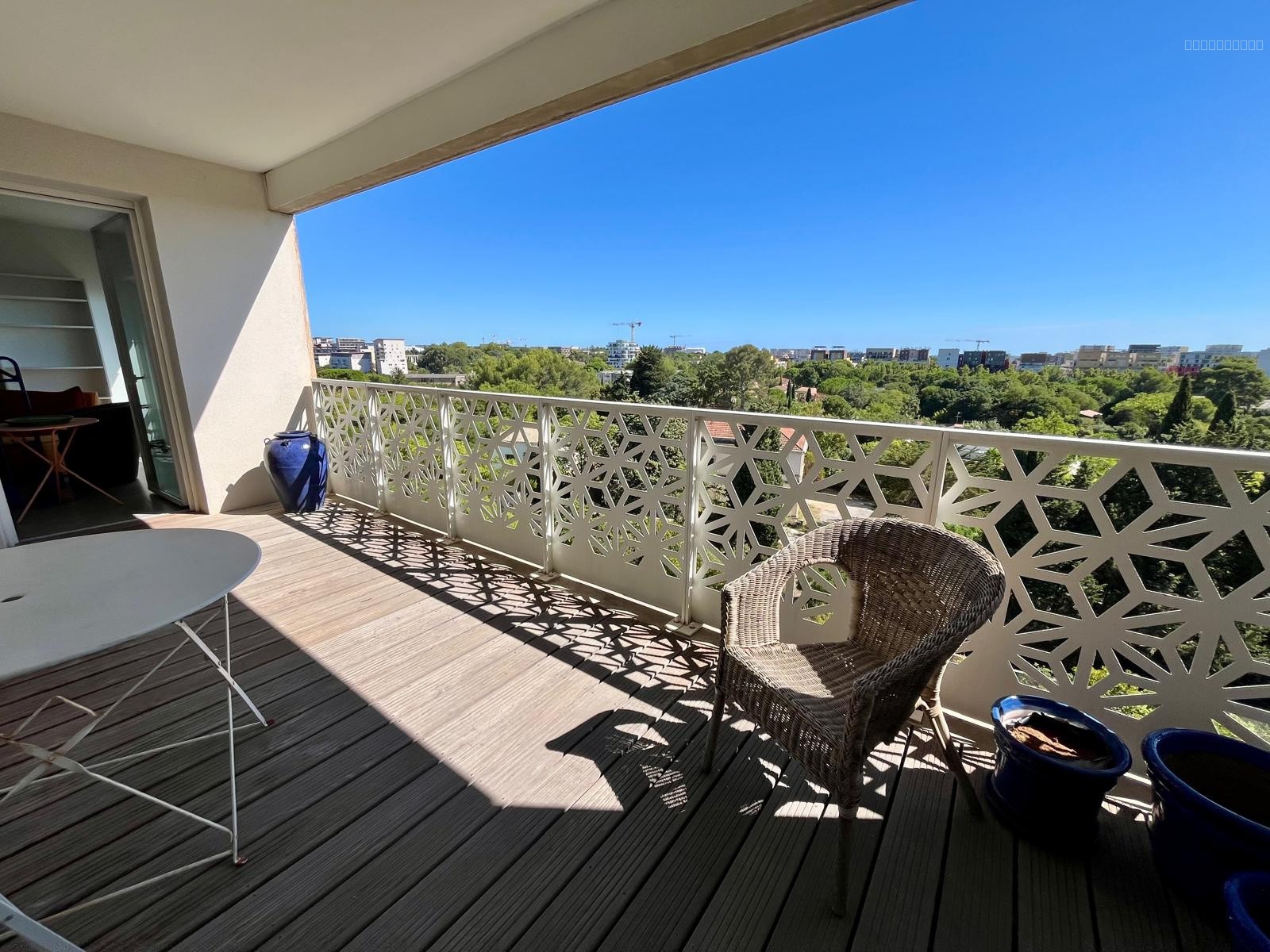 Appartement T3 de 68m2 au 4eme avec deux parking - MONTPELLIER SECTEUR LIRONDE — photo 3