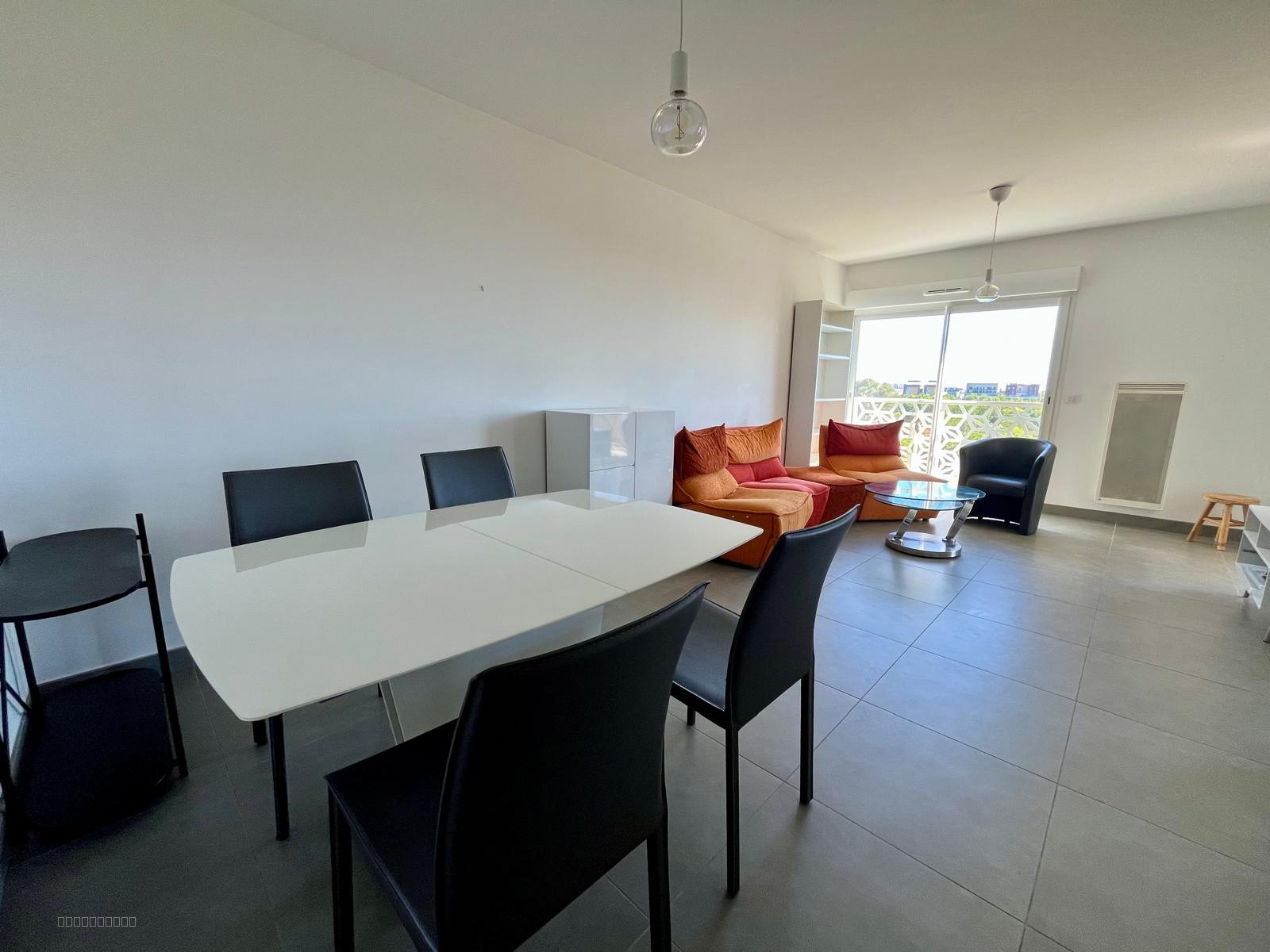 Appartement T3 de 68m2 au 4eme avec deux parking - MONTPELLIER SECTEUR LIRONDE — photo 4