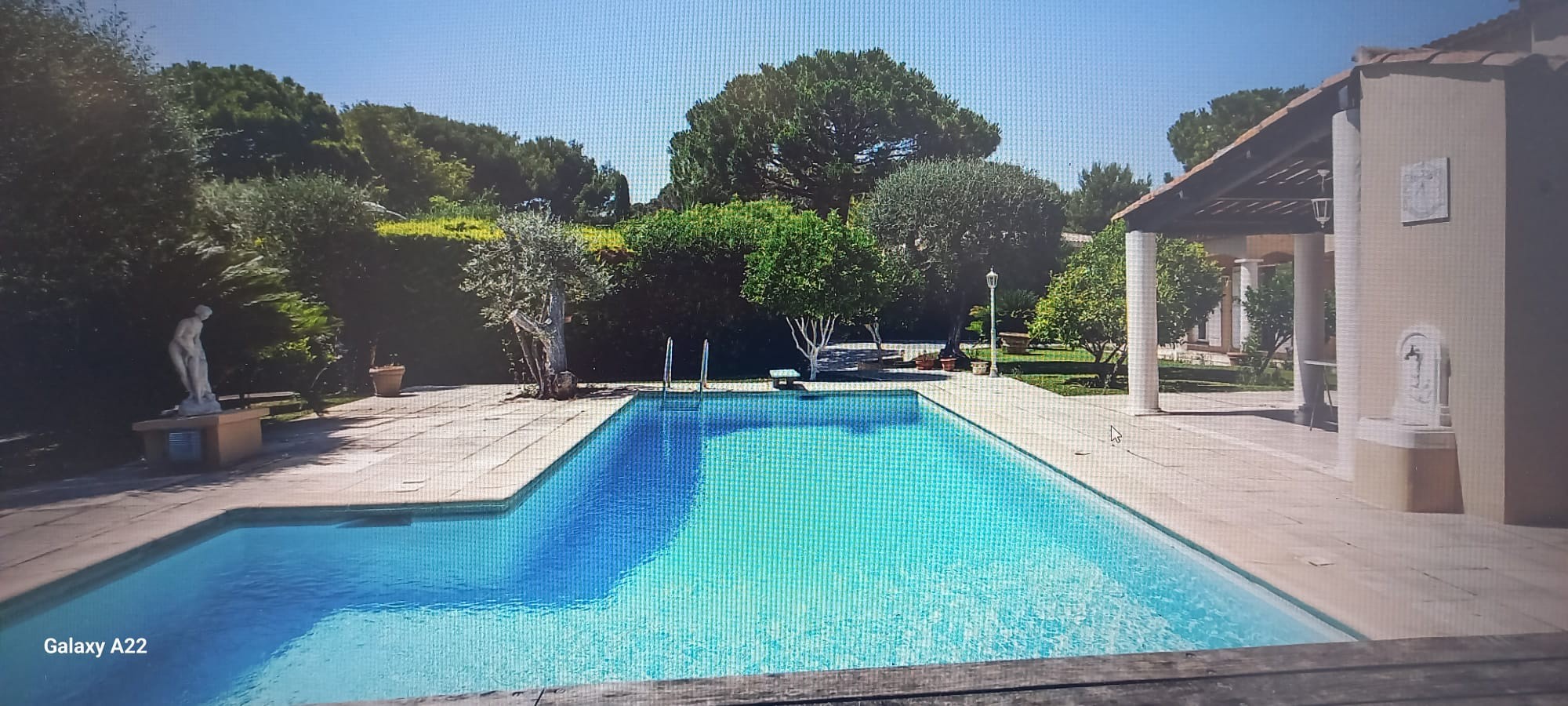 VILLEFRANCHE-SUR-MER - Dans le domaine fermé du Castellet superbe villa néo-provençale de 200 m2 avec piscine — photo 11