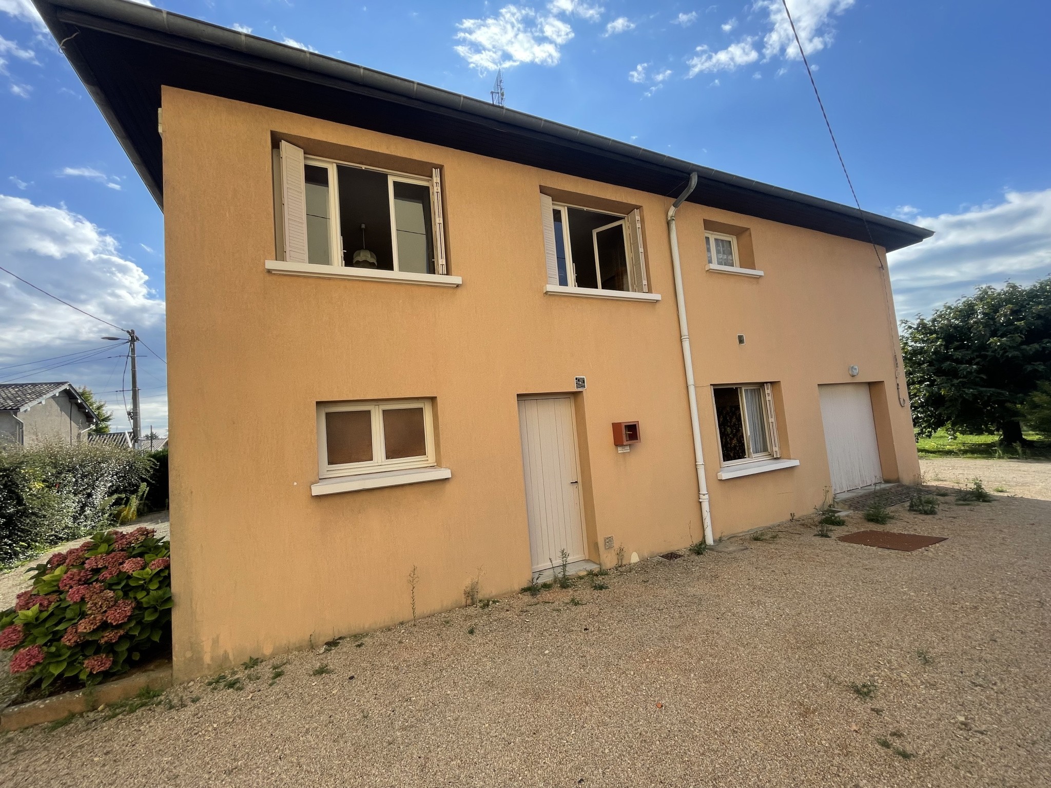 Villa 215 m2 parcelle 1573 m2 — photo 3