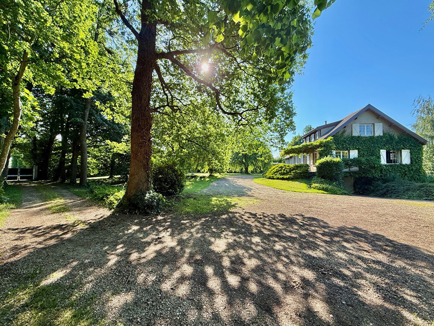 Maison à vendre à Garnerans, 237 m², 10 pièces – photo 3 sur 20