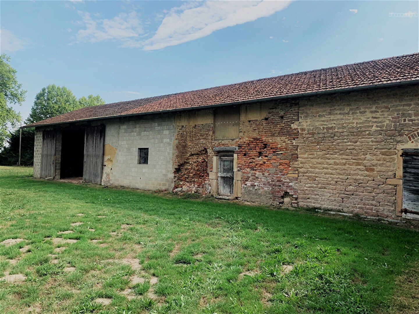 Ferme à vendre à St jean sur reyssouze, 430 m², 2 pièces – photo 1 sur 5