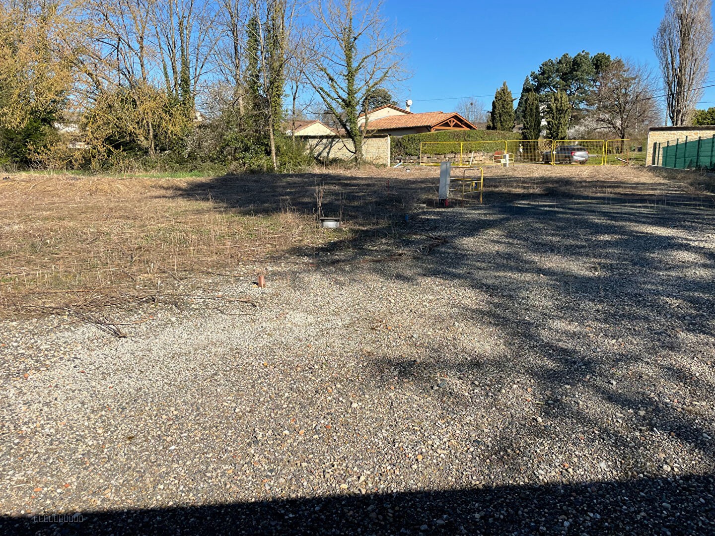 Terrain à vendre à La chapelle de guinchay, 336 m² – photo 2 sur 3