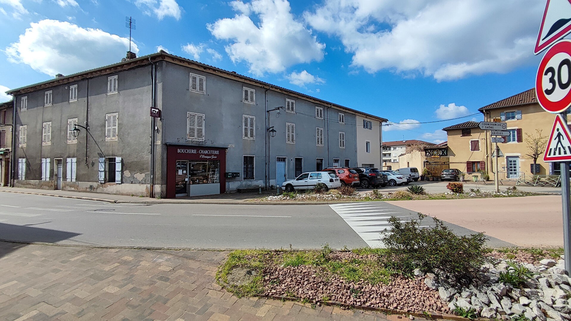 Immeuble à vendre à Pont de veyle, 596 m² – photo 3 sur 8