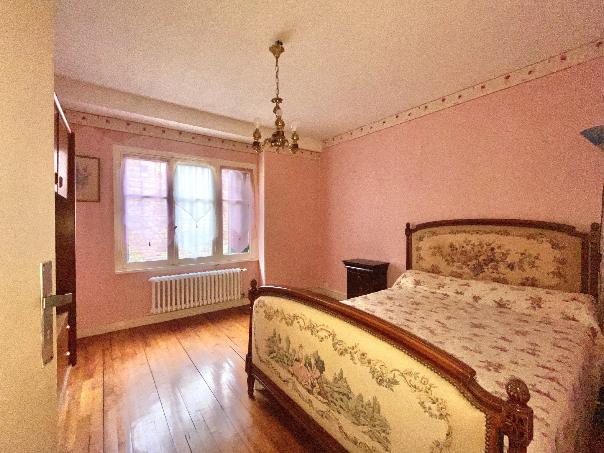 GRAND TERRAIN DE 2447 m2 EN PARTIE CONSTRUCTIBLE — photo 4