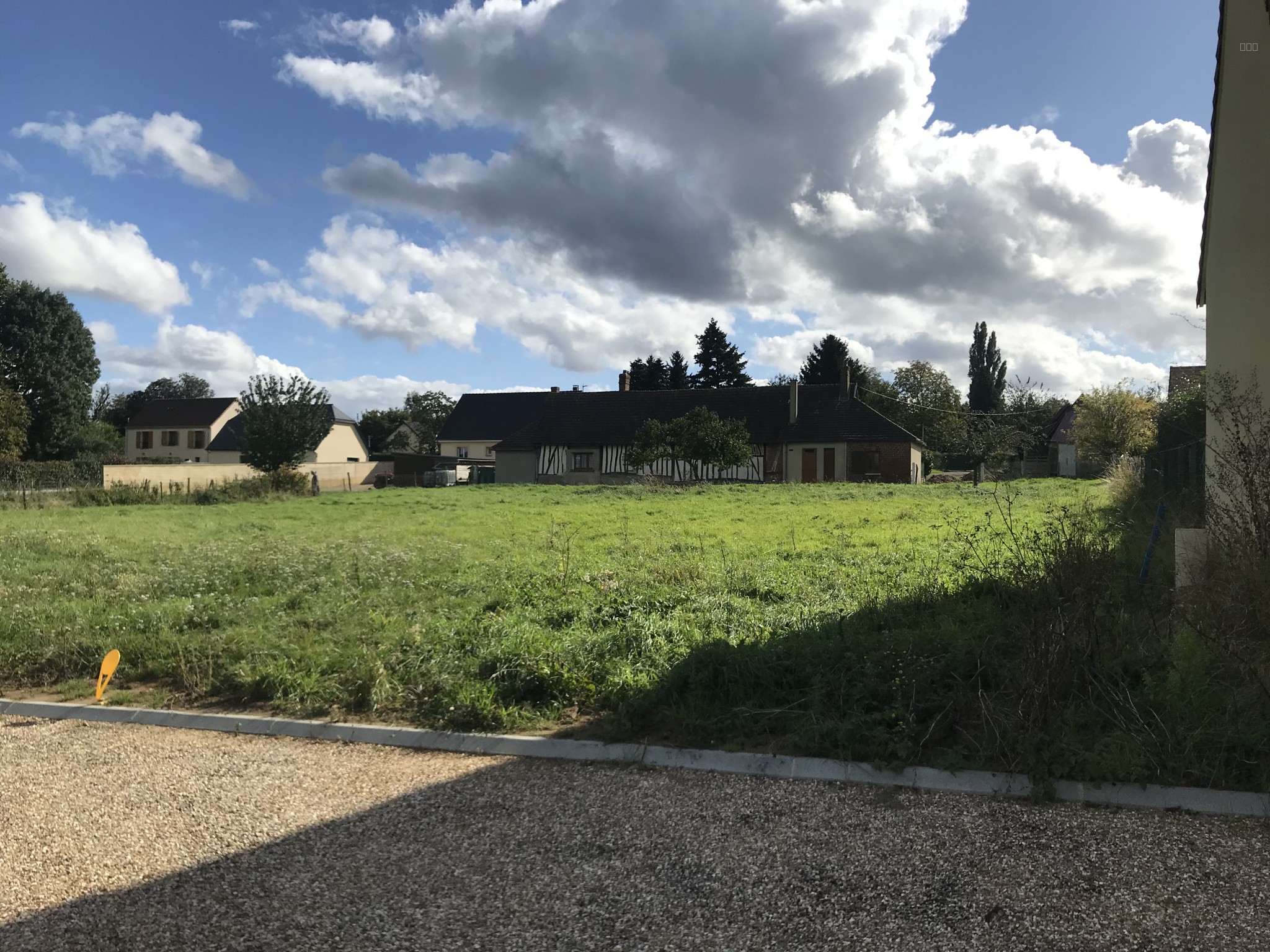 Terrain à vendre à Ailly, 840 m² – photo 1 sur 3