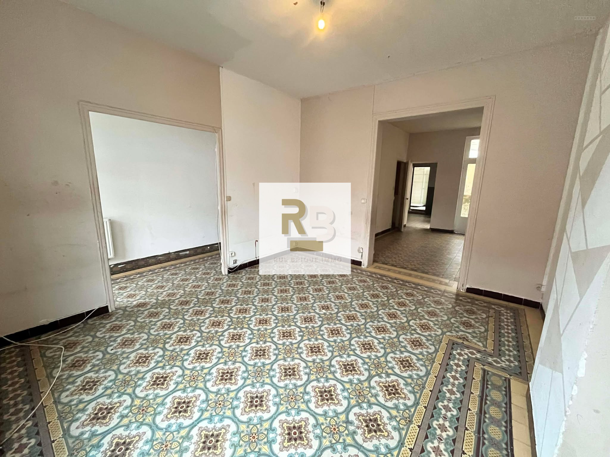 Bien immobilier à vendre à Angres, 16,4 m², 6 pièces – photo 1 sur 10