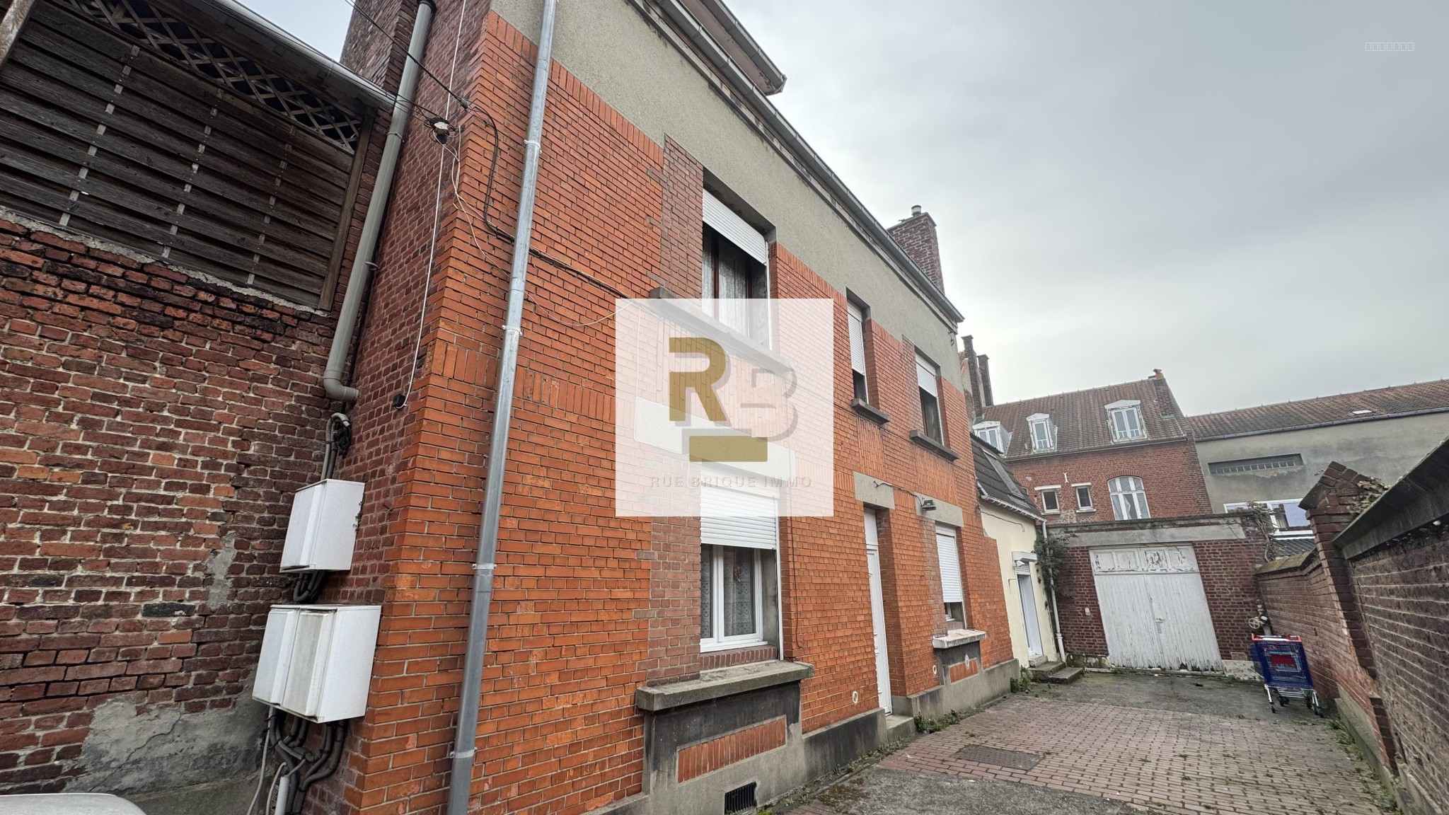 Immeuble à vendre à Lievin, 17,6 m² – photo 1 sur 6